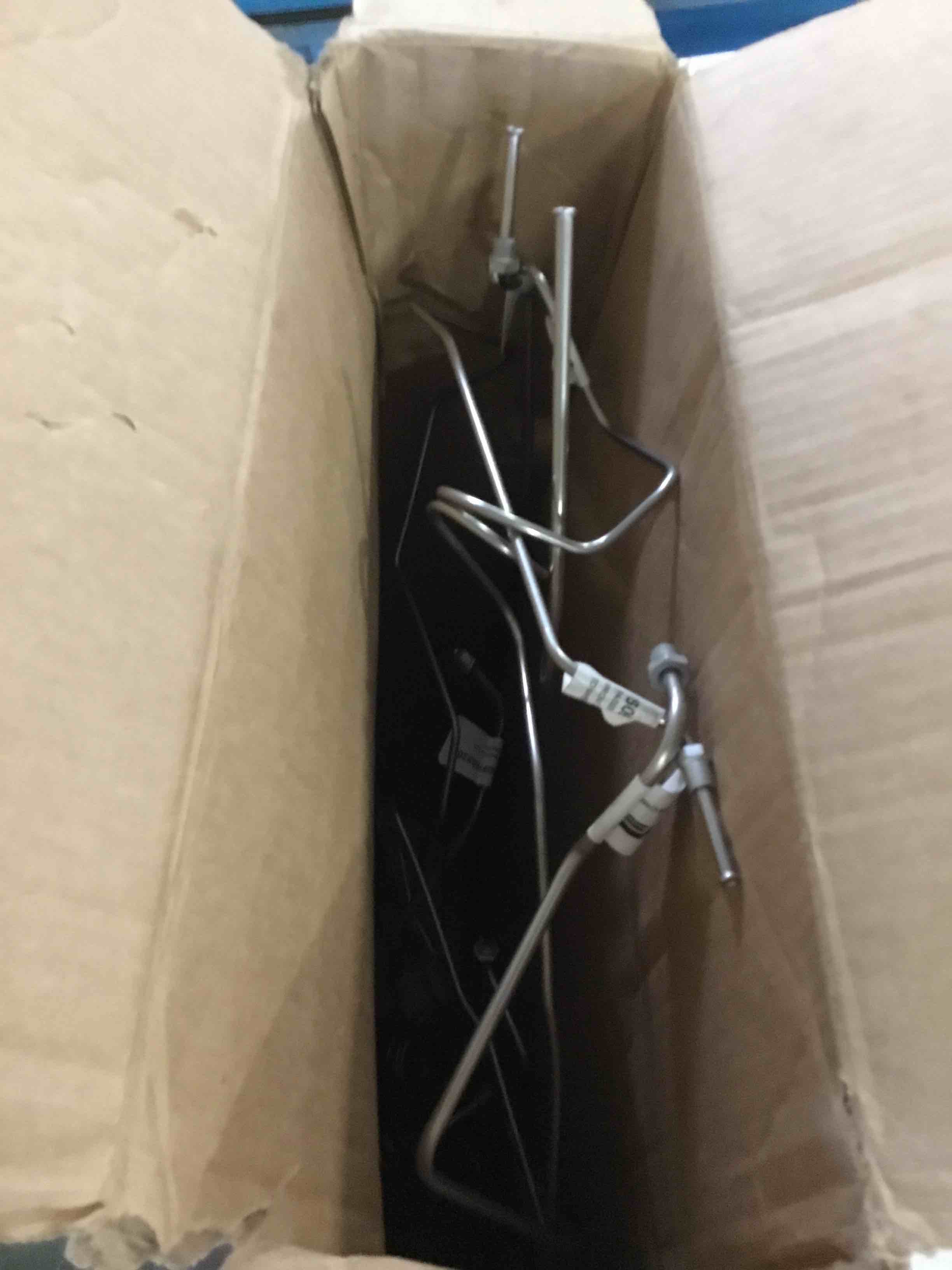 https://s3.amazonaws.com/lotting-images-prod/bidfta/BLU5484164_1701286606481.jpeg