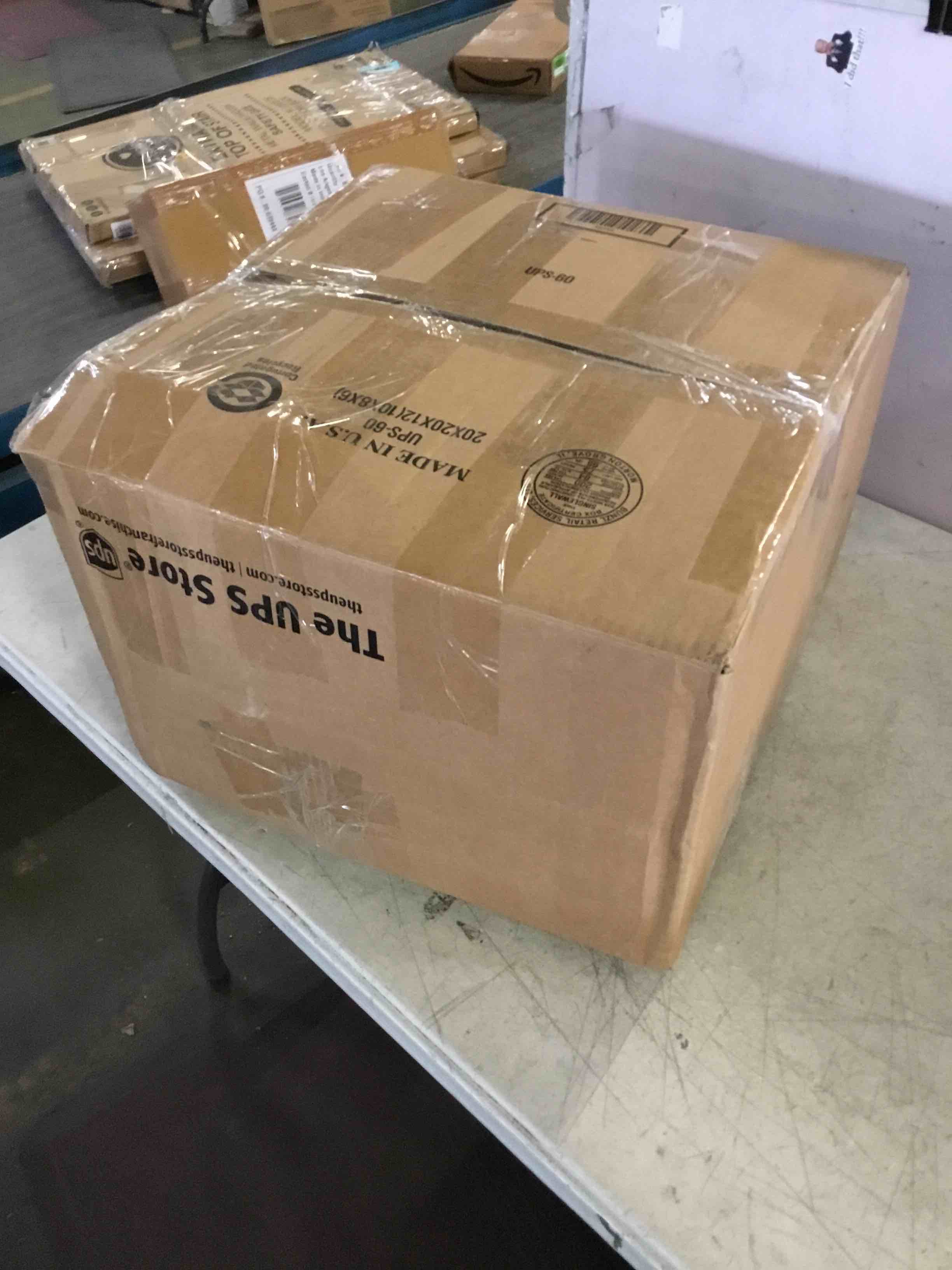 https://s3.amazonaws.com/lotting-images-prod/bidfta/BLU5484199_1701292098802.jpeg