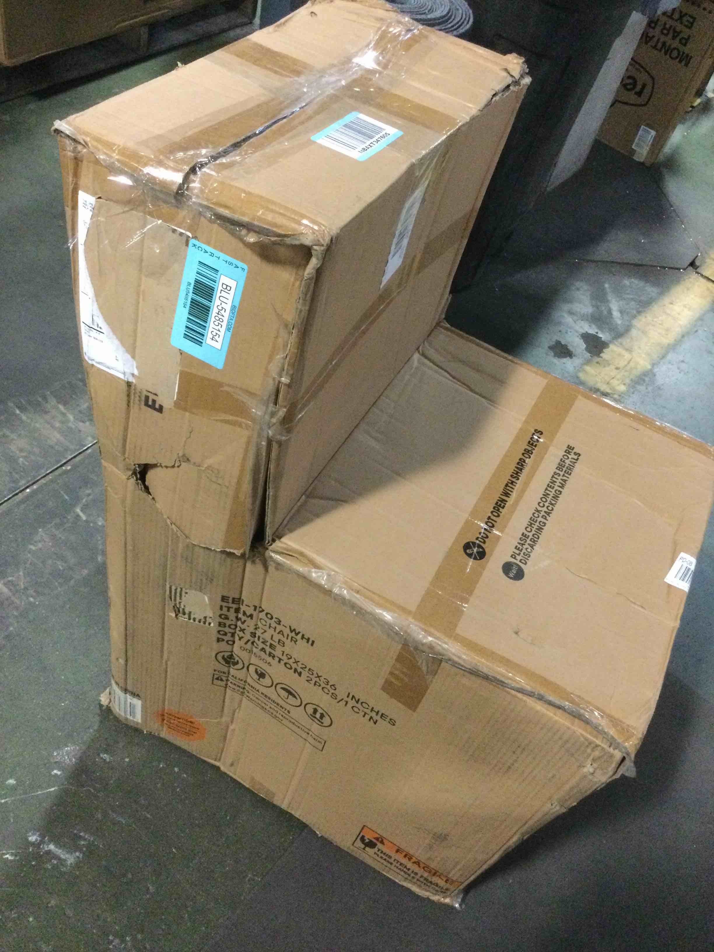 https://s3.amazonaws.com/lotting-images-prod/bidfta/BLU5485154_1701118186747.jpeg