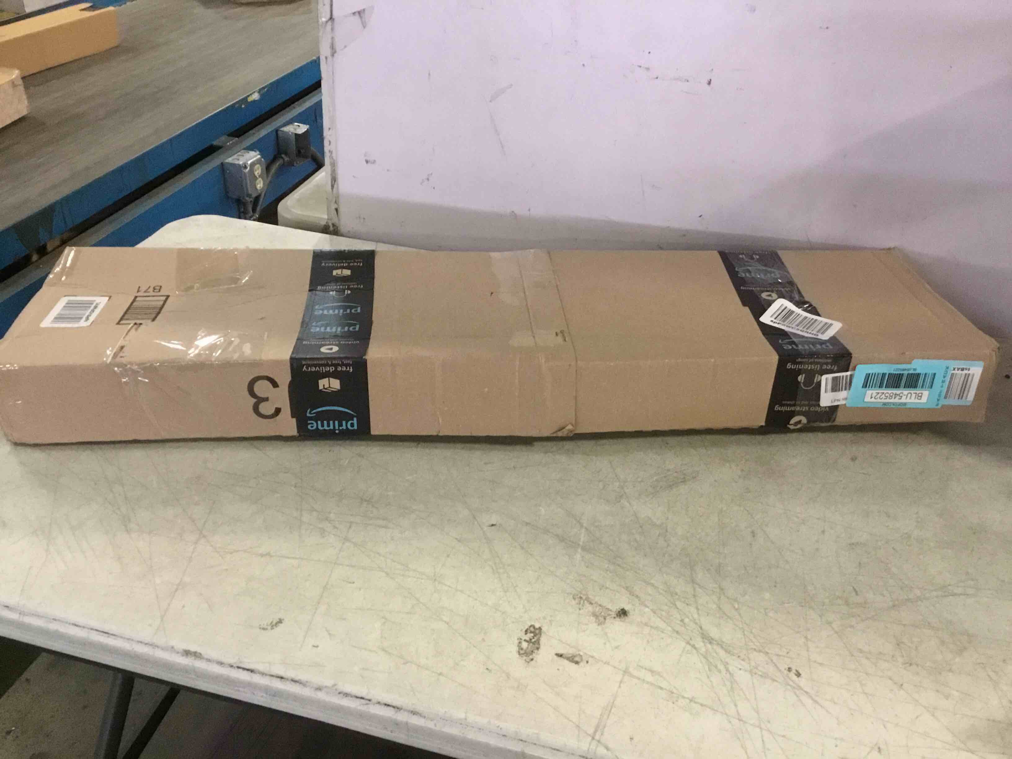 https://s3.amazonaws.com/lotting-images-prod/bidfta/BLU5485221_1701187626802.jpeg