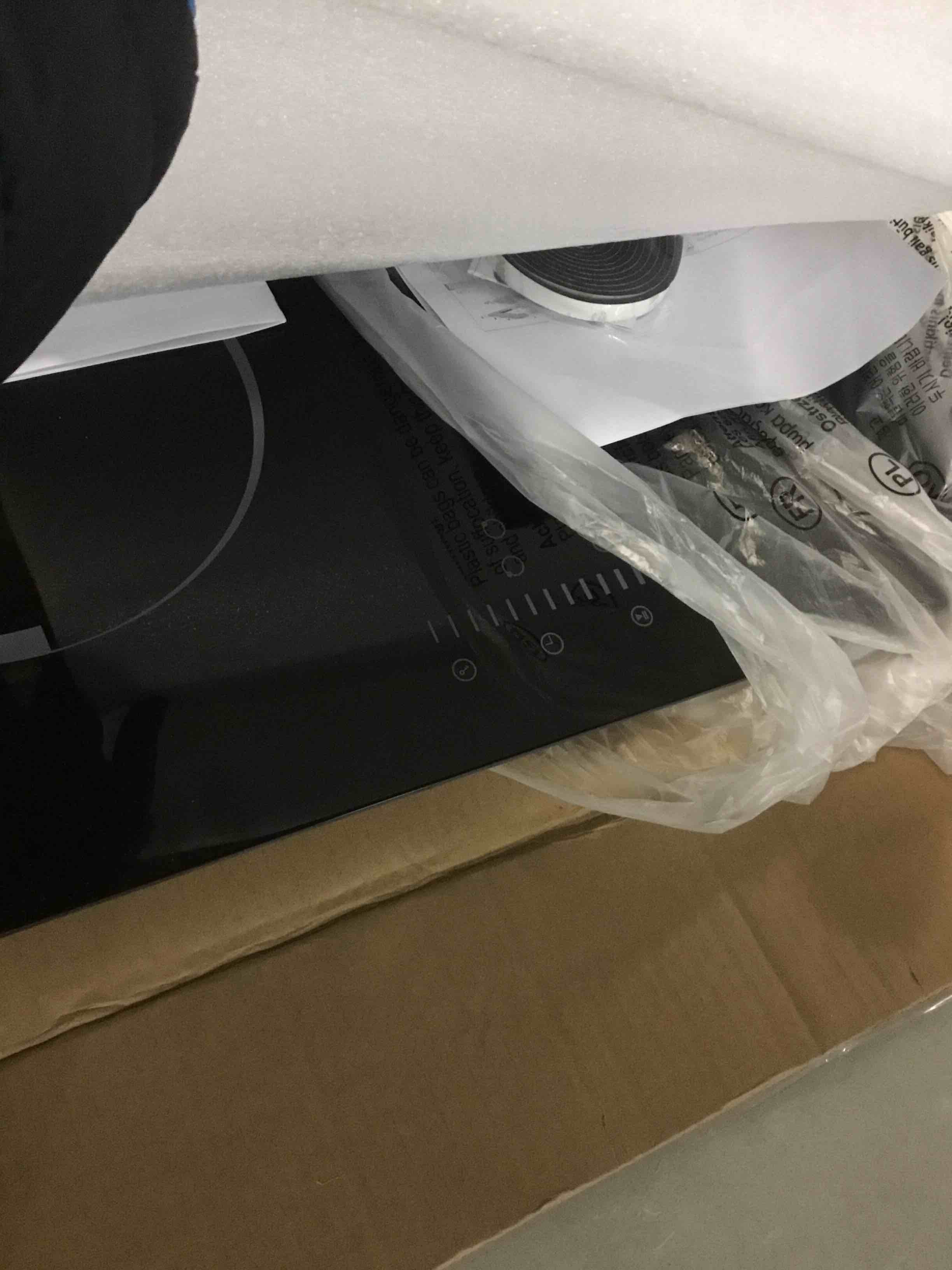 https://s3.amazonaws.com/lotting-images-prod/bidfta/BLU5485469_1701348128882.jpeg