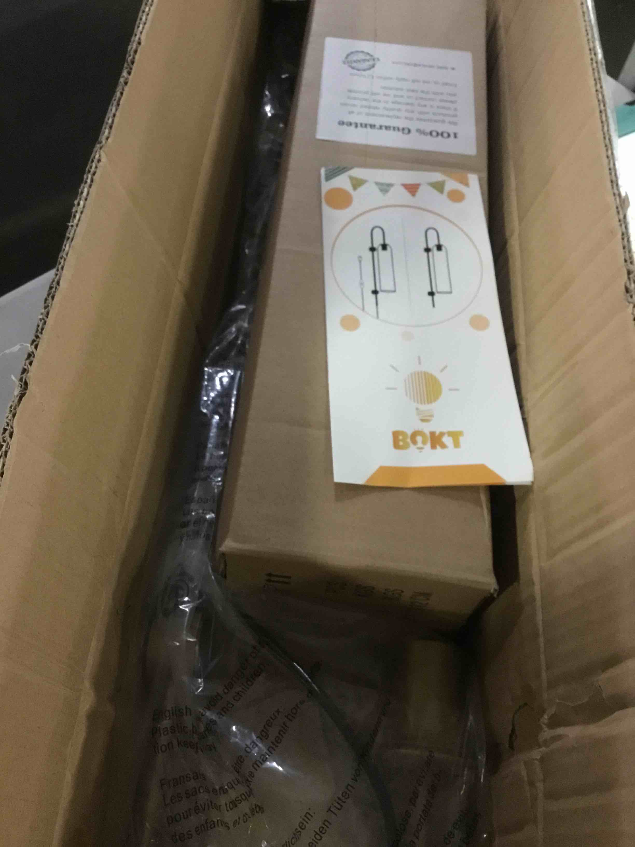 https://s3.amazonaws.com/lotting-images-prod/bidfta/BLU5485930_1701716912490.jpeg