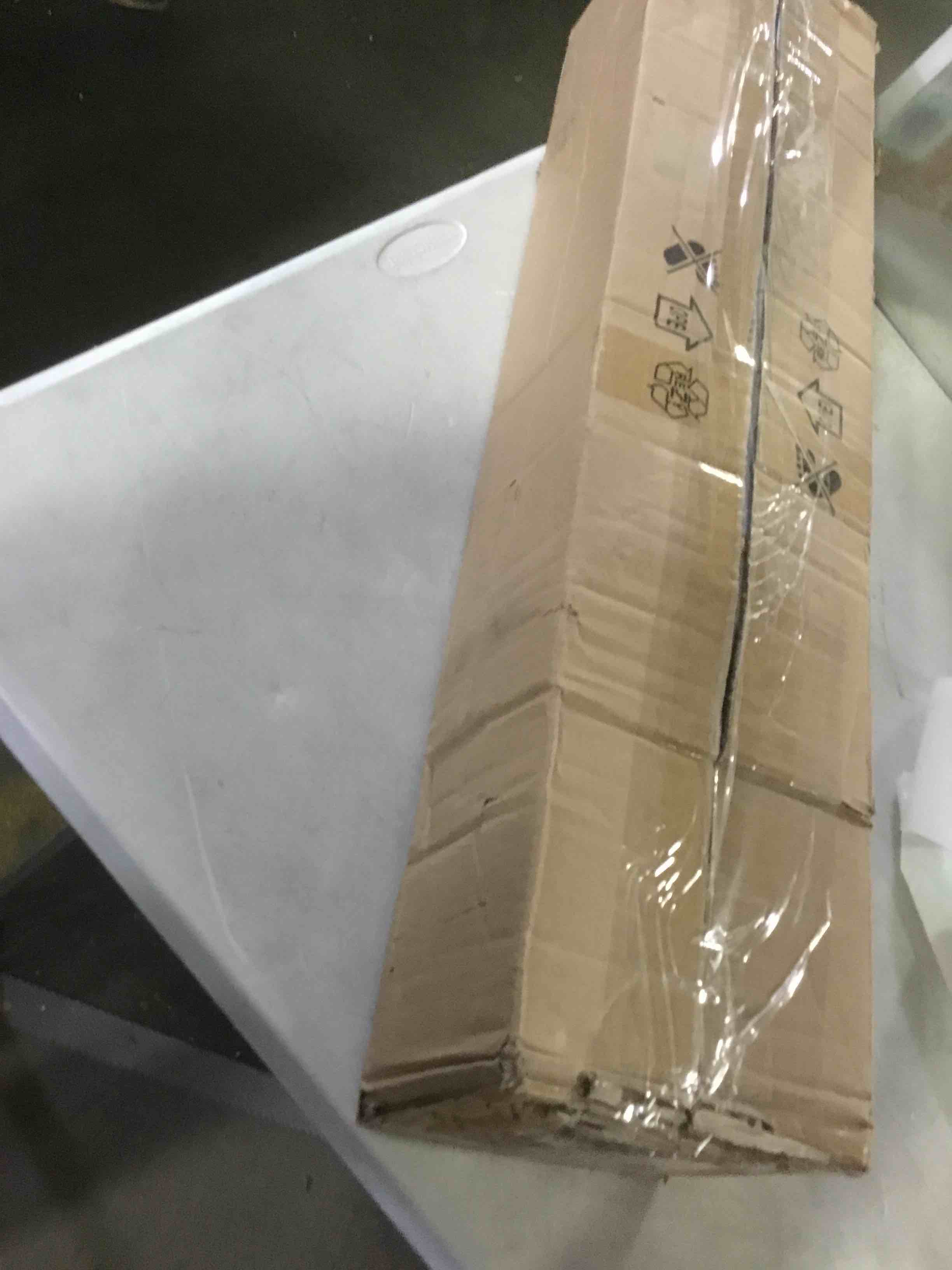 https://s3.amazonaws.com/lotting-images-prod/bidfta/BLU5485930_1701716940330.jpeg