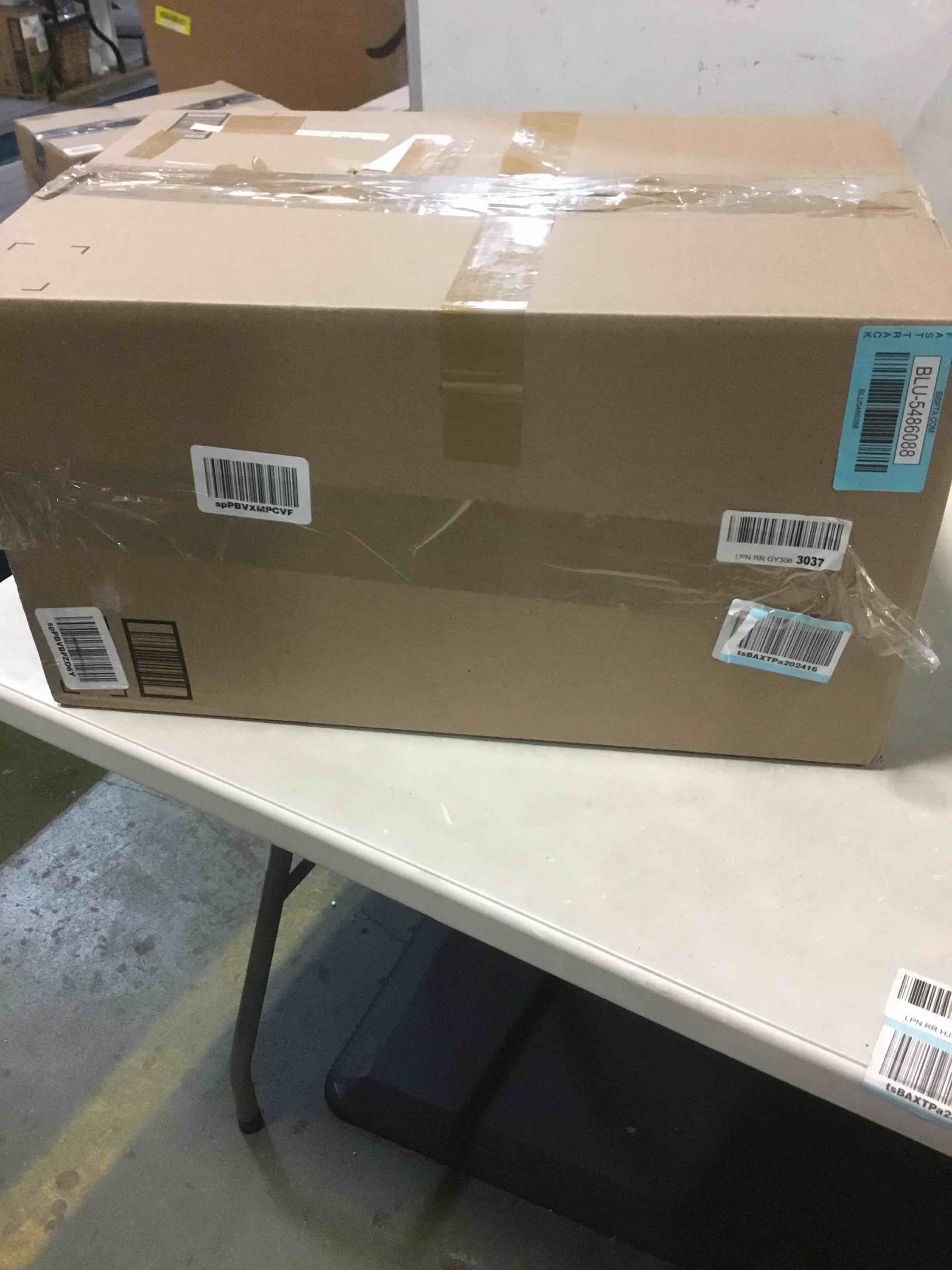 https://s3.amazonaws.com/lotting-images-prod/bidfta/BLU5486088_1700485849072.jpeg