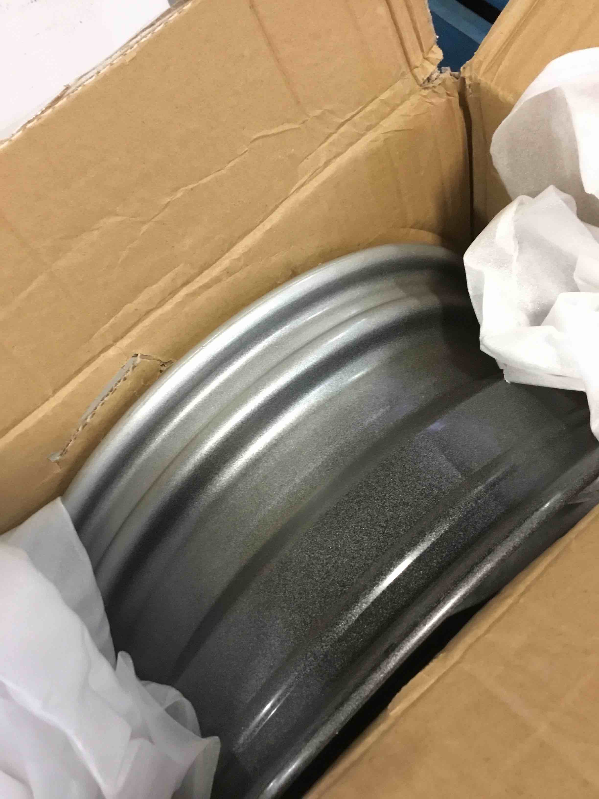 https://s3.amazonaws.com/lotting-images-prod/bidfta/BLU5486426_1700593920755.jpeg