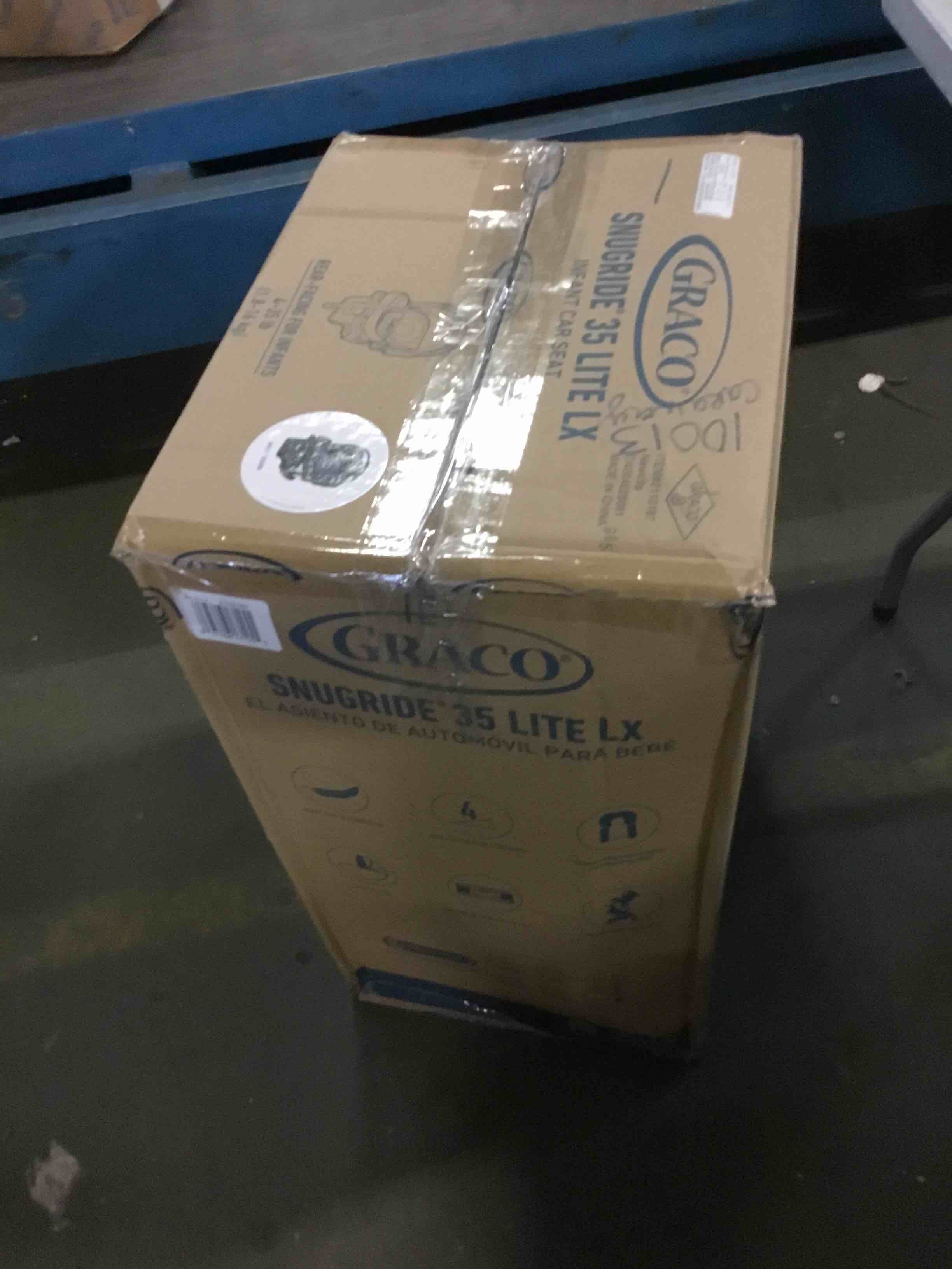 https://s3.amazonaws.com/lotting-images-prod/bidfta/BLU5486675_1700686602646.jpeg