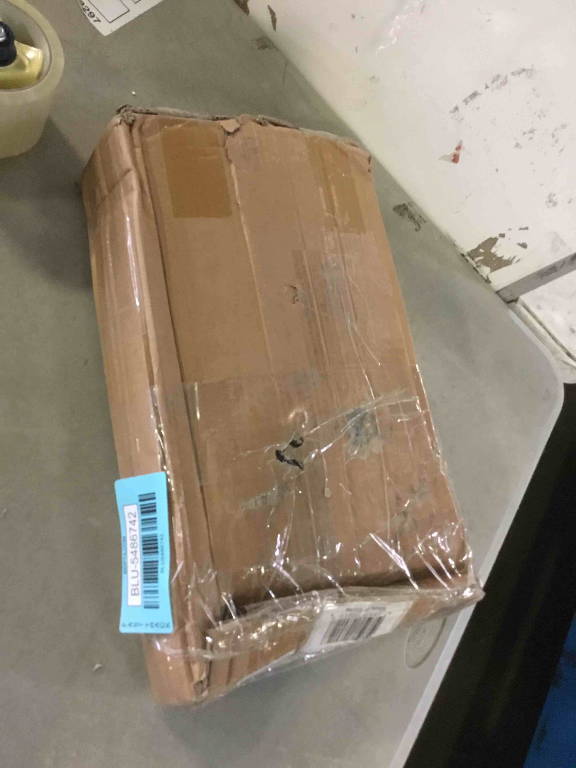 https://s3.amazonaws.com/lotting-images-prod/bidfta/BLU5486742_1700840269460.jpeg