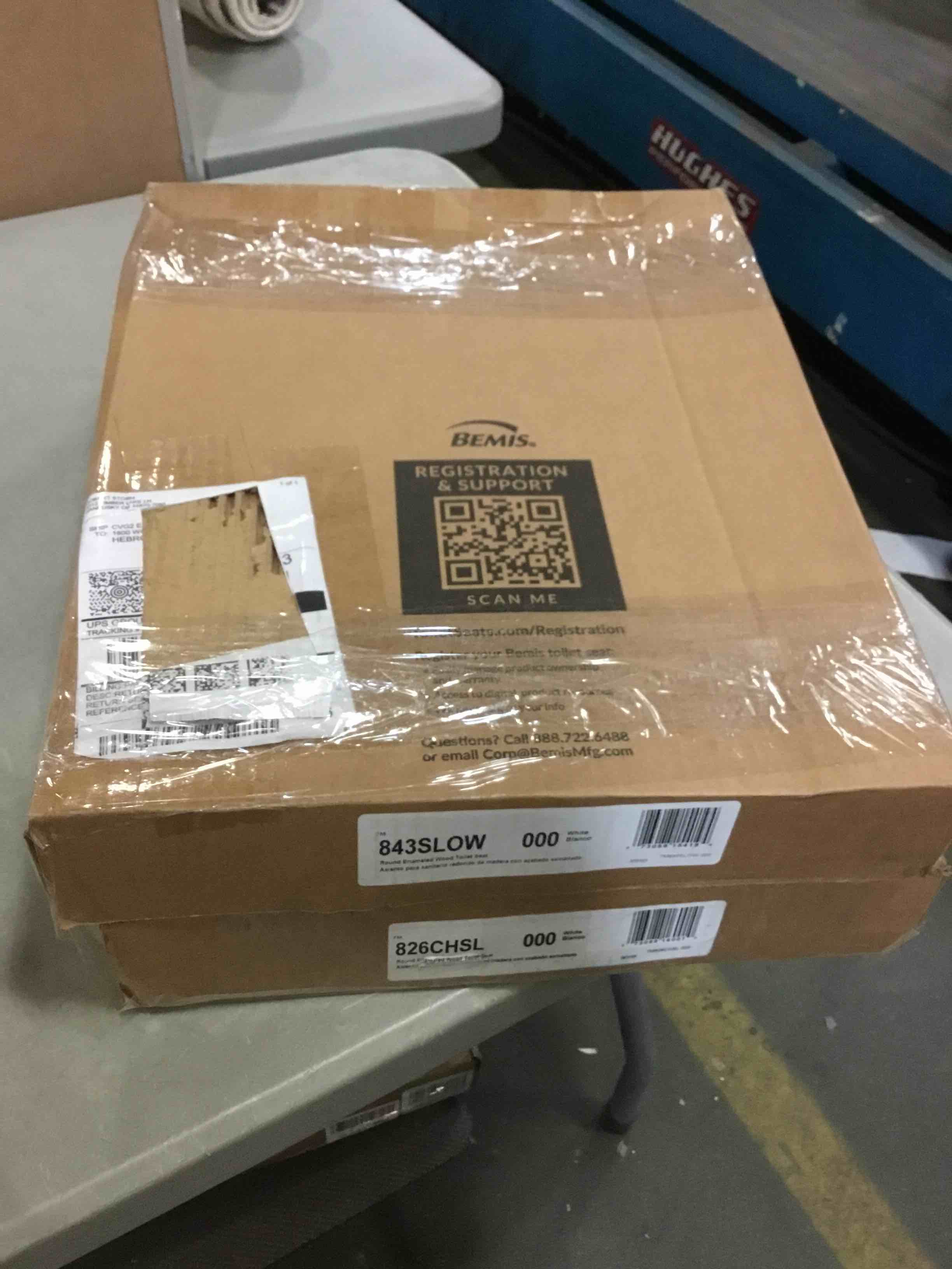 https://s3.amazonaws.com/lotting-images-prod/bidfta/BLU5487203_1701190500454.jpeg