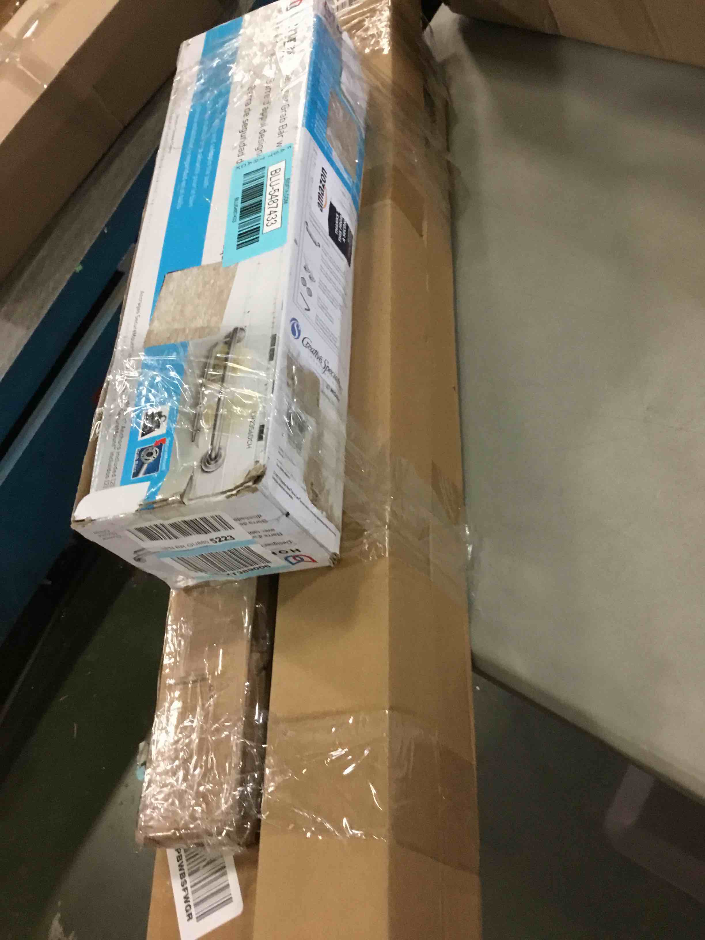 https://s3.amazonaws.com/lotting-images-prod/bidfta/BLU5487433_1701283890875.jpeg