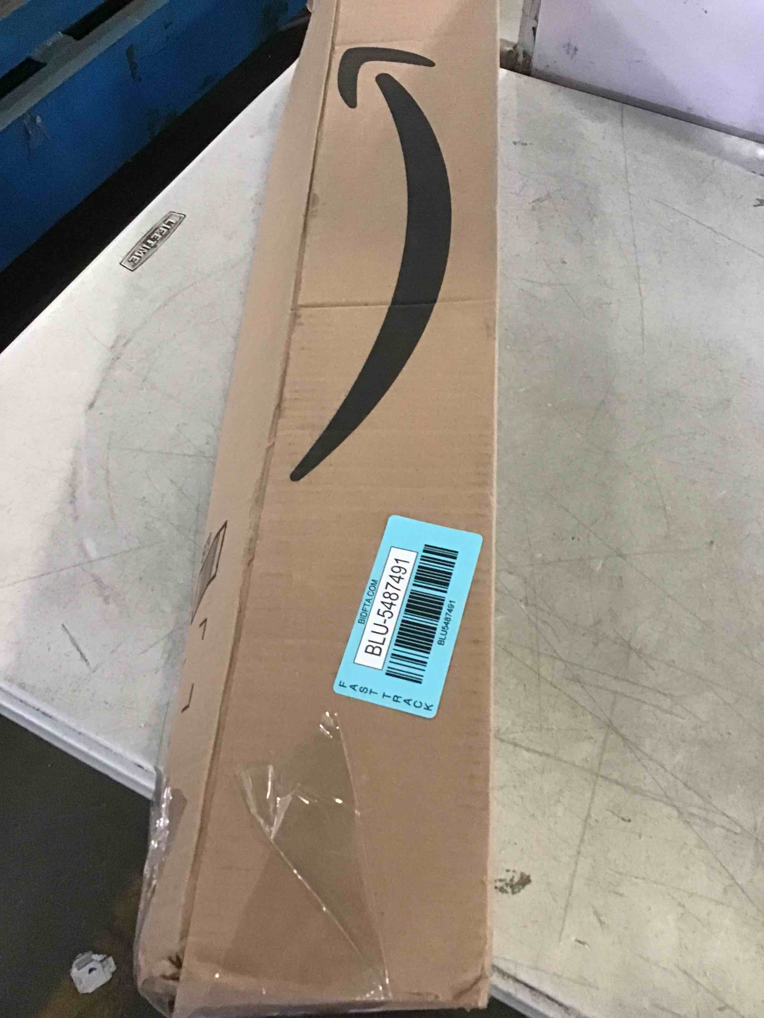 https://s3.amazonaws.com/lotting-images-prod/bidfta/BLU5487491_1700057586112.jpeg