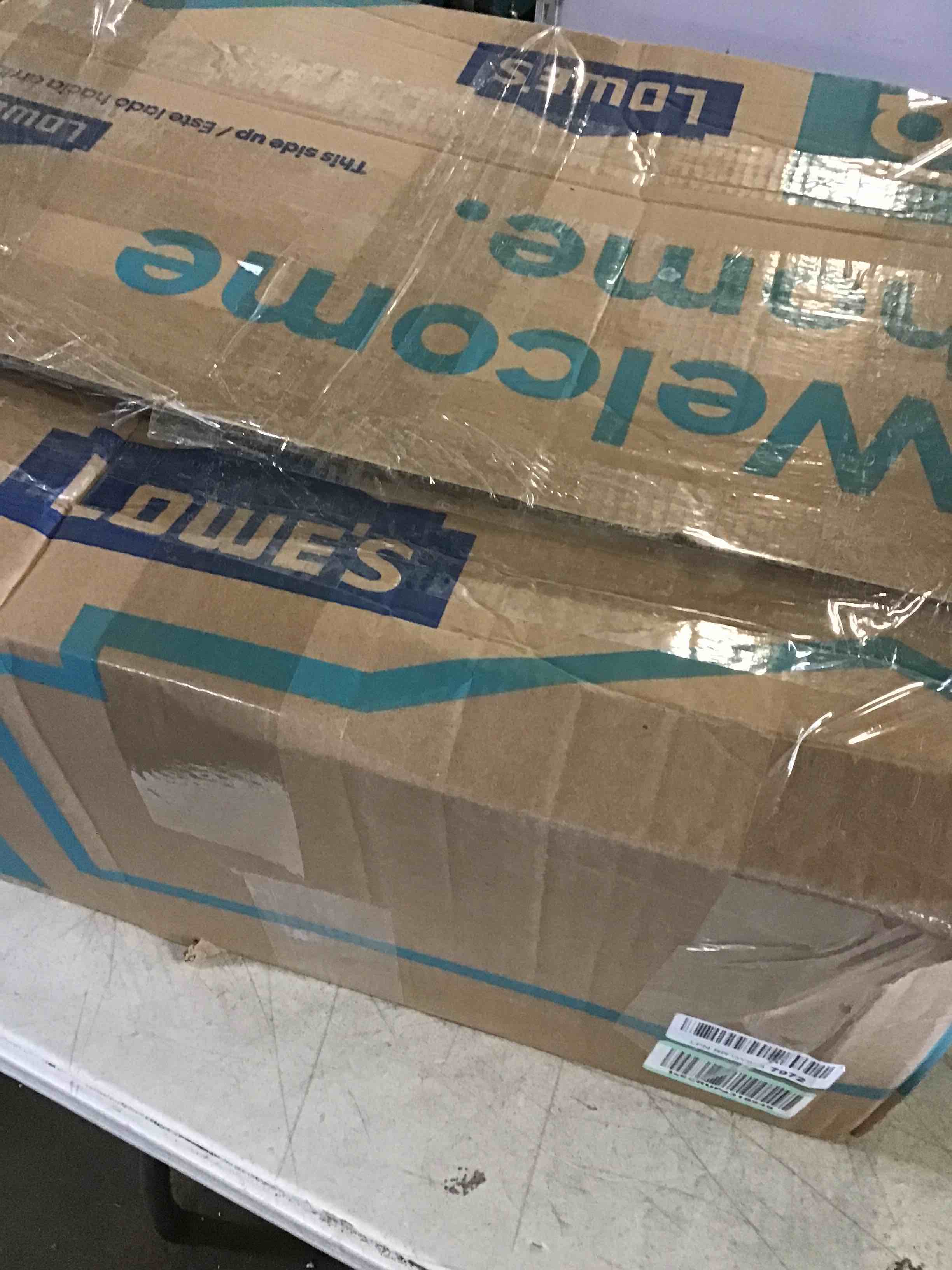 https://s3.amazonaws.com/lotting-images-prod/bidfta/BLU5487578_1700068798135.jpeg