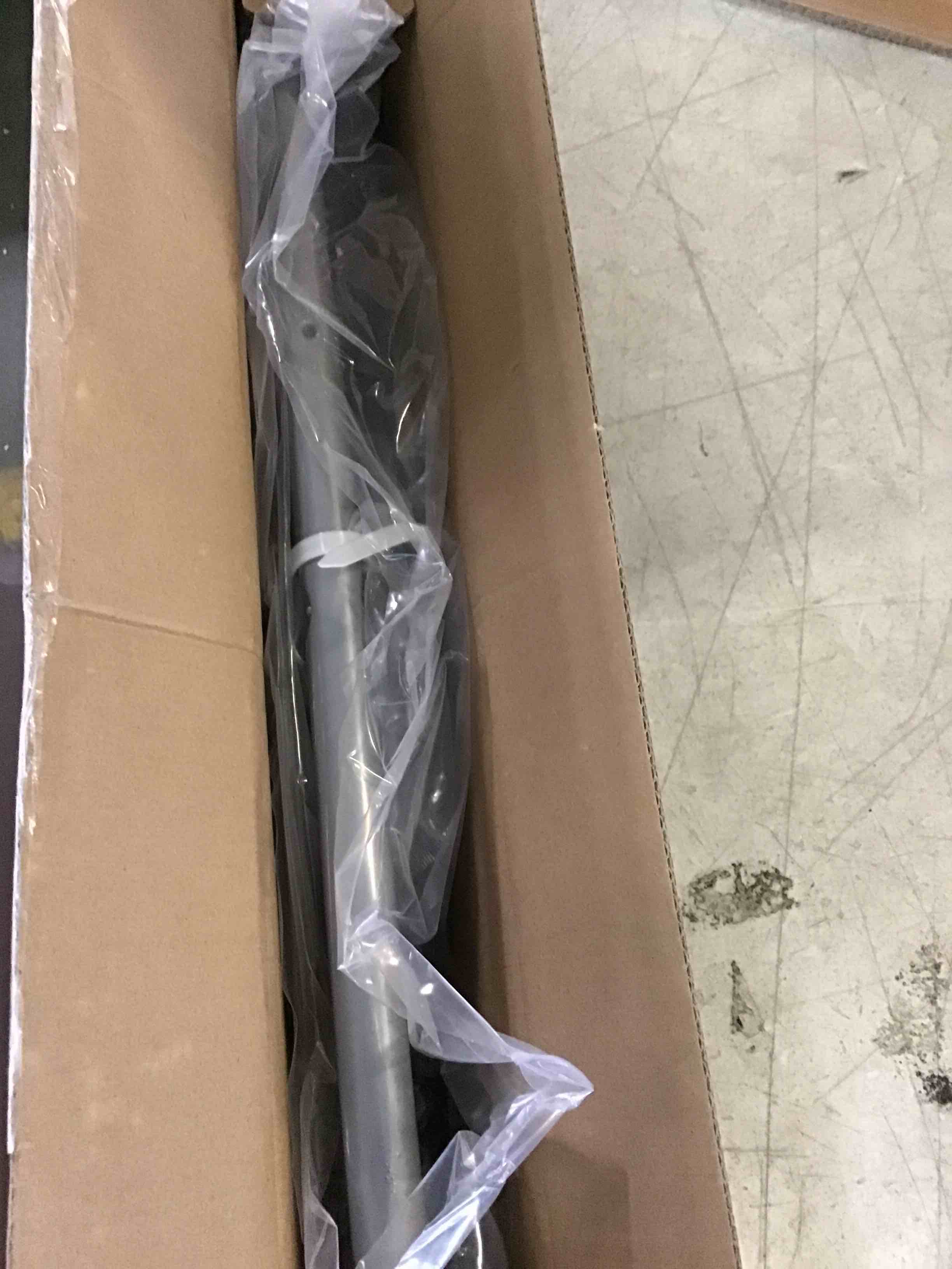 https://s3.amazonaws.com/lotting-images-prod/bidfta/BLU5487590_1700069935833.jpeg
