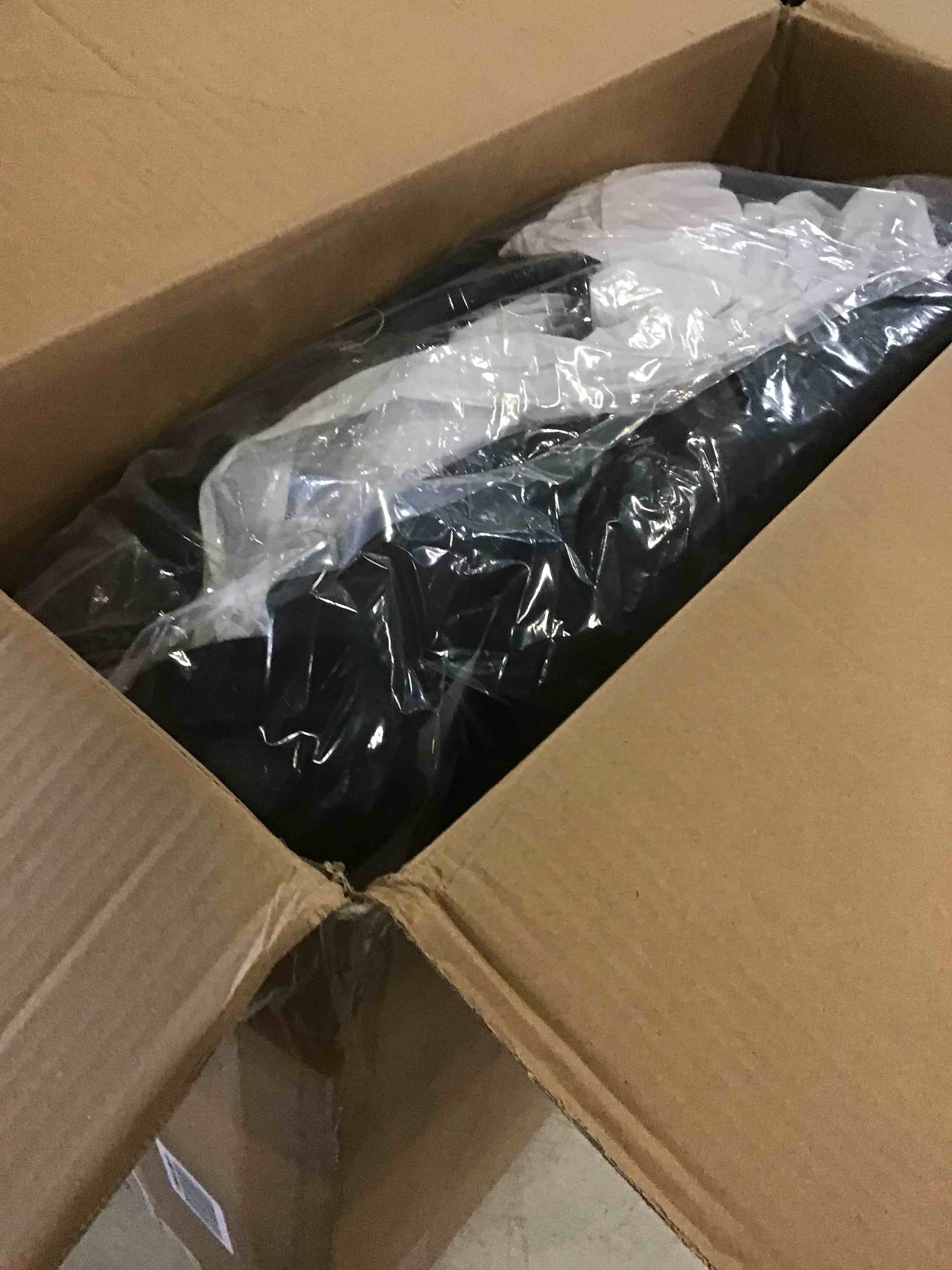https://s3.amazonaws.com/lotting-images-prod/bidfta/BLU5487717_1700145863749.jpeg