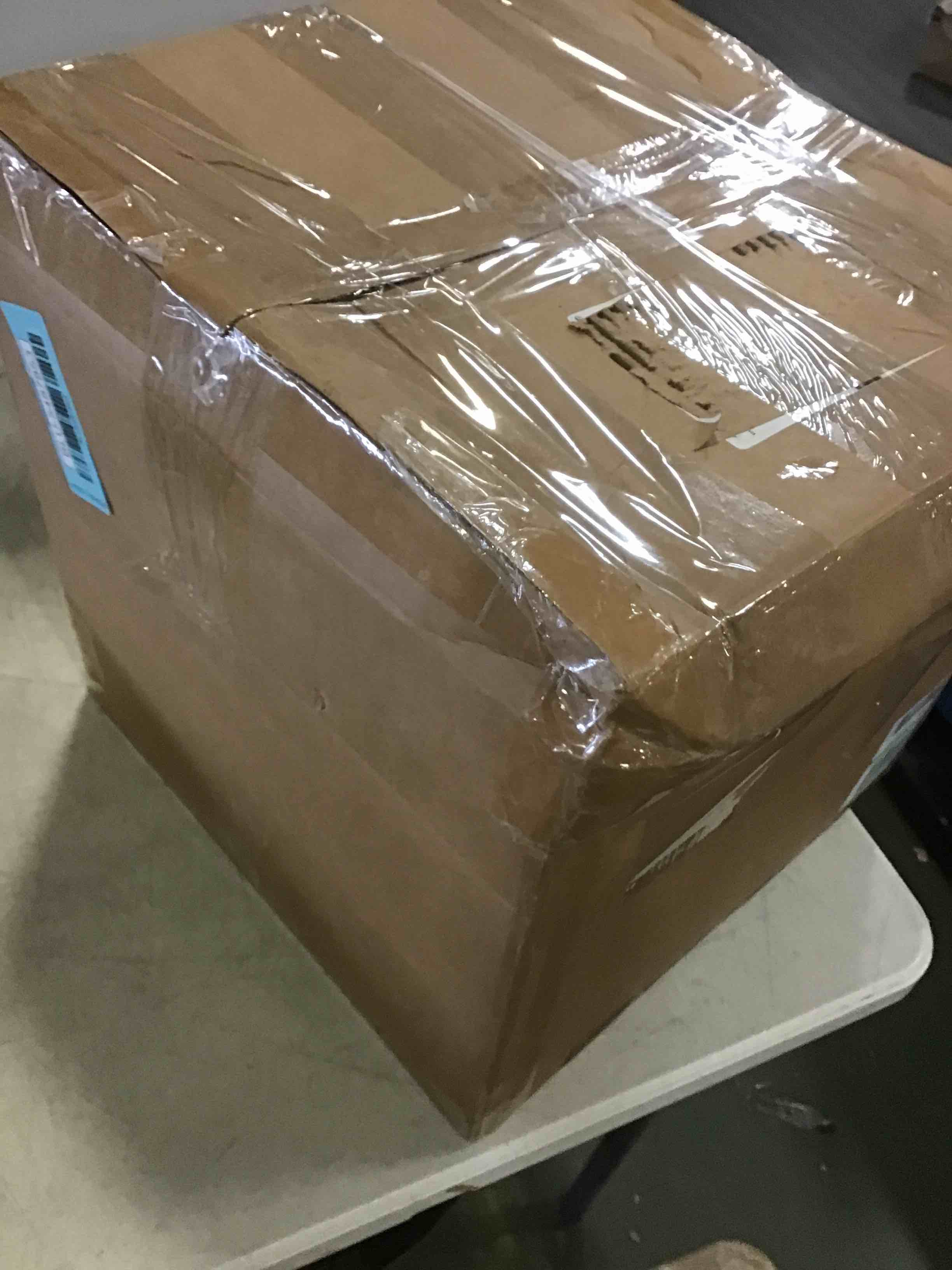 https://s3.amazonaws.com/lotting-images-prod/bidfta/BLU5487853_1700167543143.jpeg