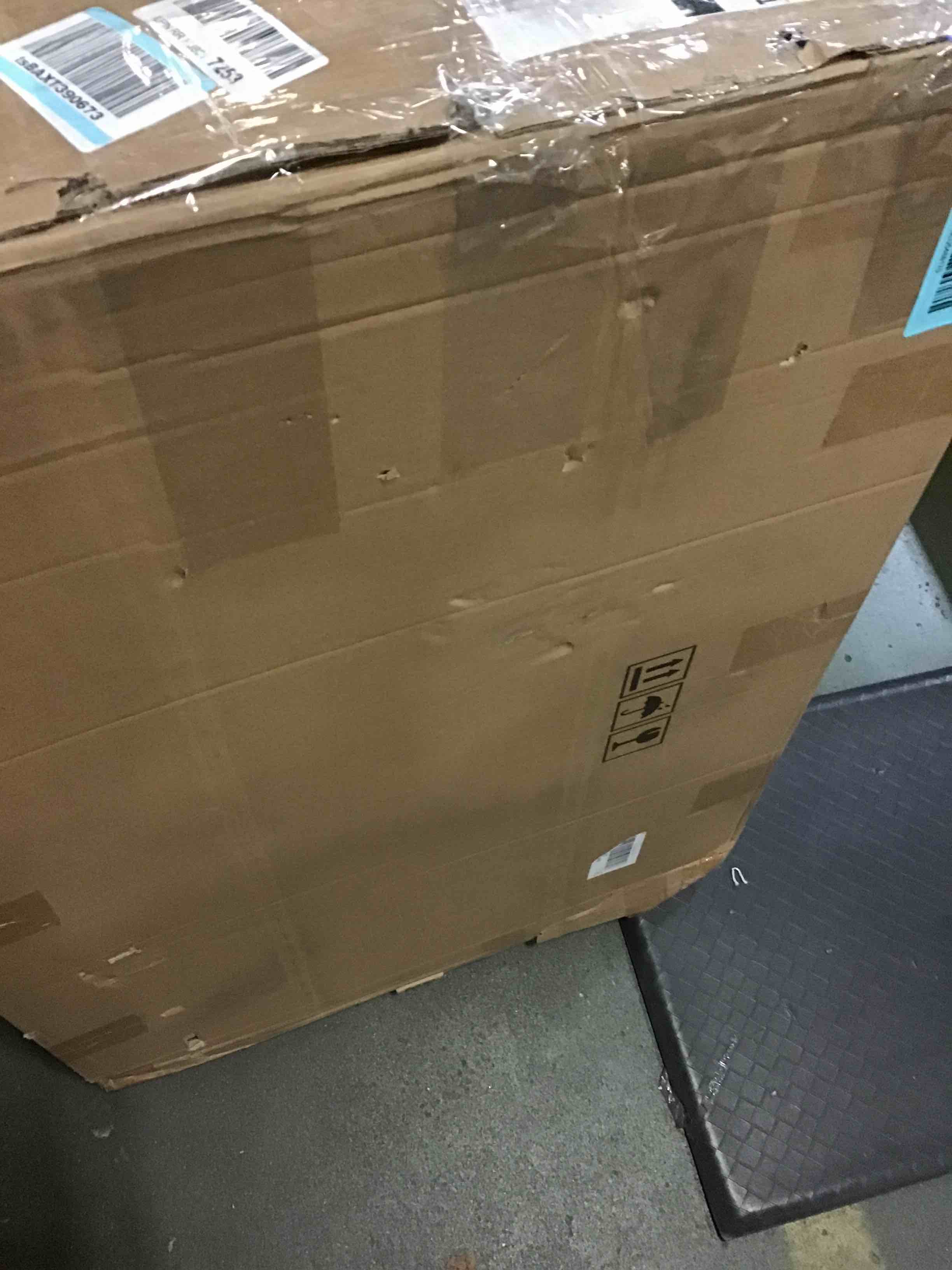 https://s3.amazonaws.com/lotting-images-prod/bidfta/BLU5488170_1700499964205.jpeg