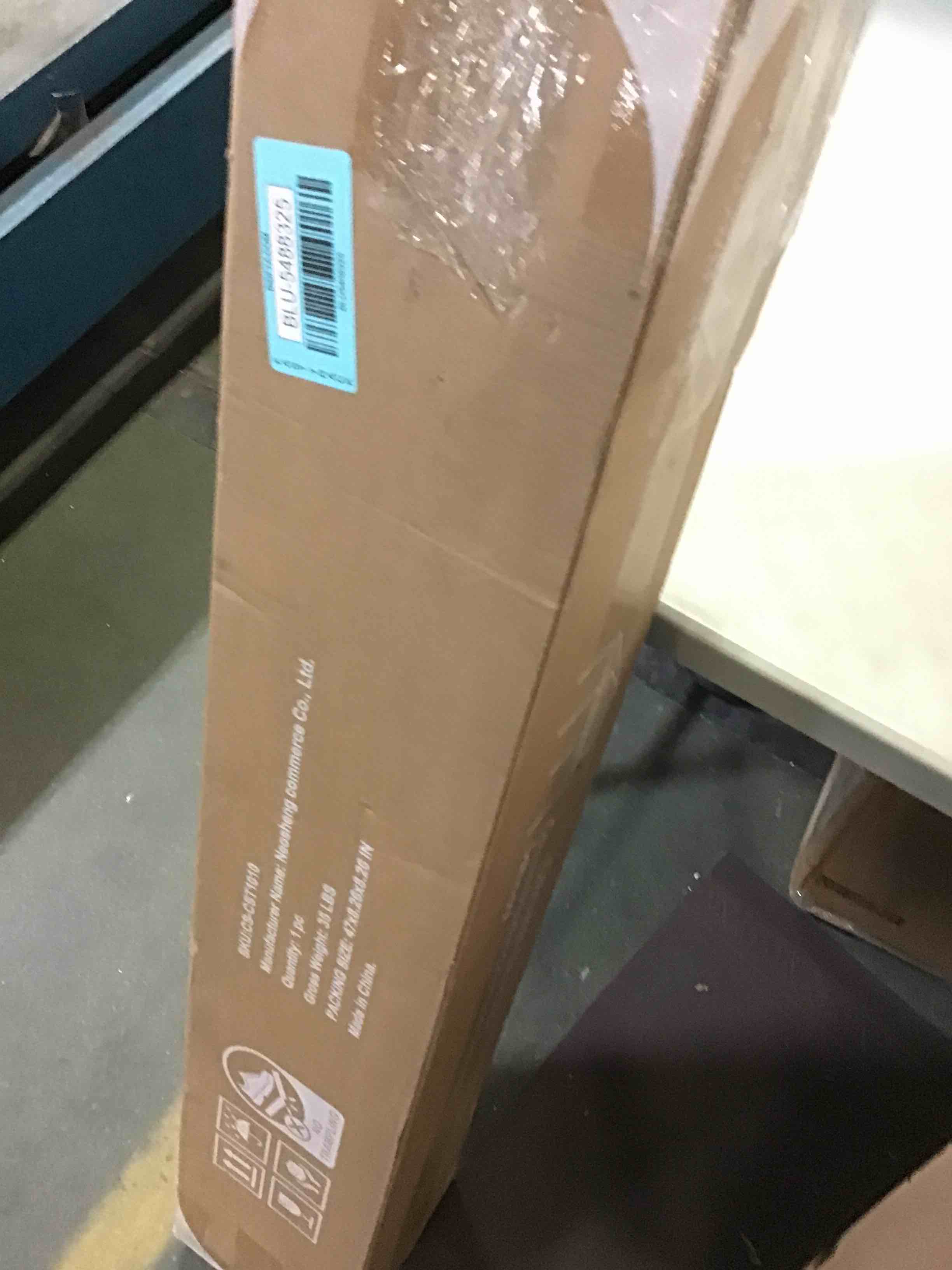 https://s3.amazonaws.com/lotting-images-prod/bidfta/BLU5488325_1700580785467.jpeg