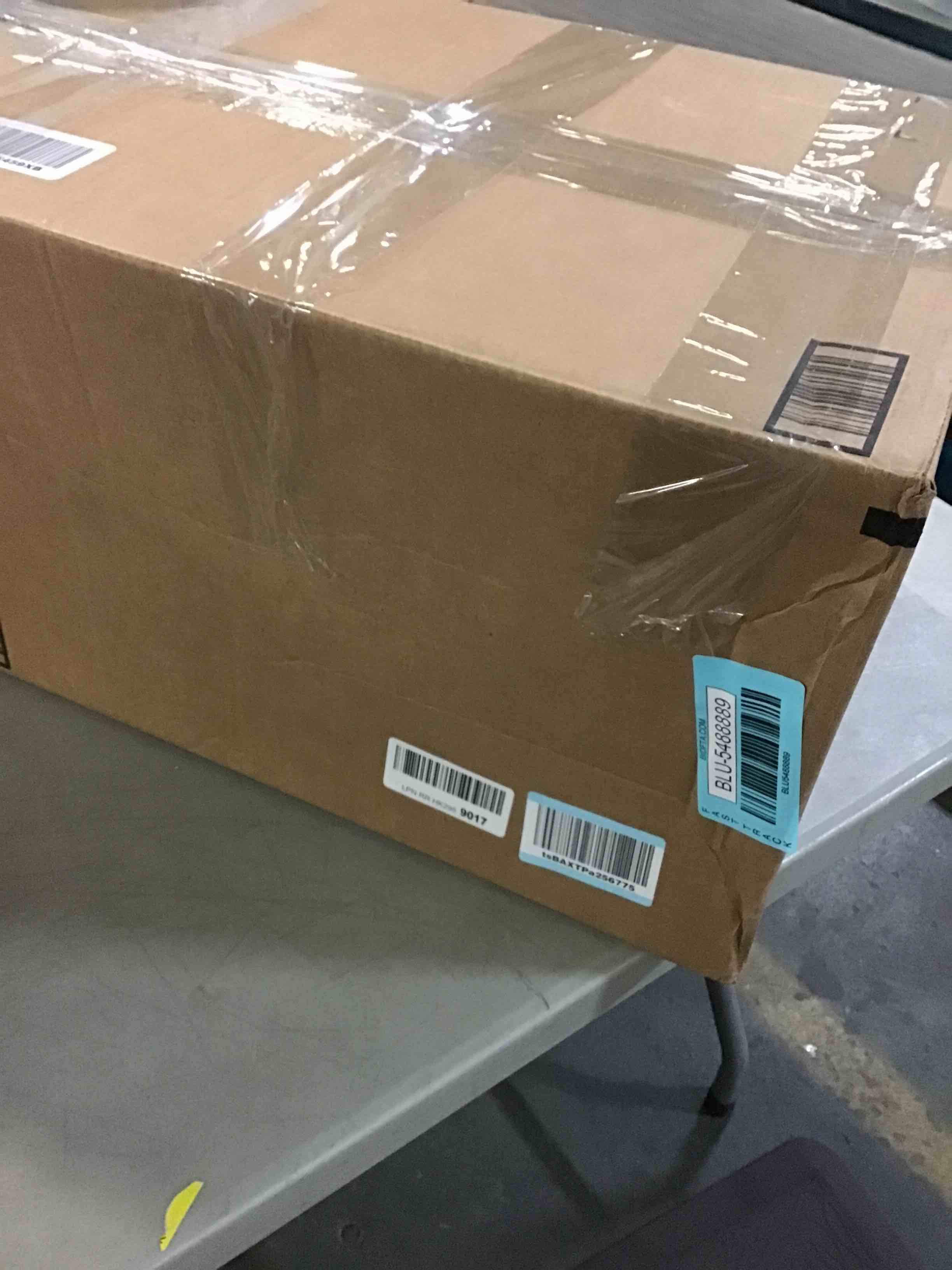 https://s3.amazonaws.com/lotting-images-prod/bidfta/BLU5488889_1701090611649.jpeg