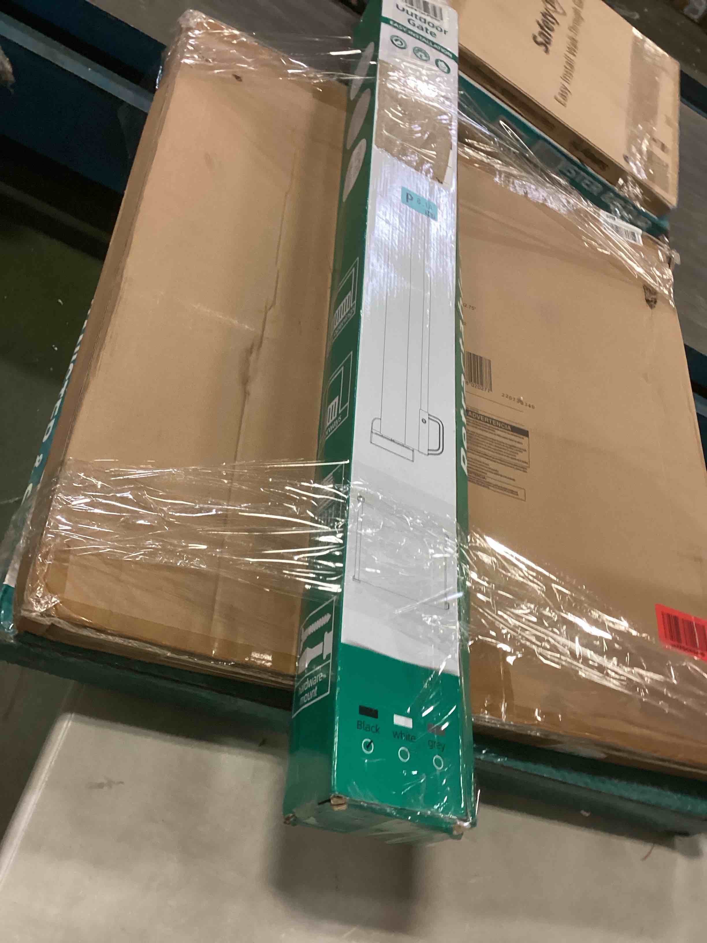 https://s3.amazonaws.com/lotting-images-prod/bidfta/BLU5489118_1699996502178.jpeg