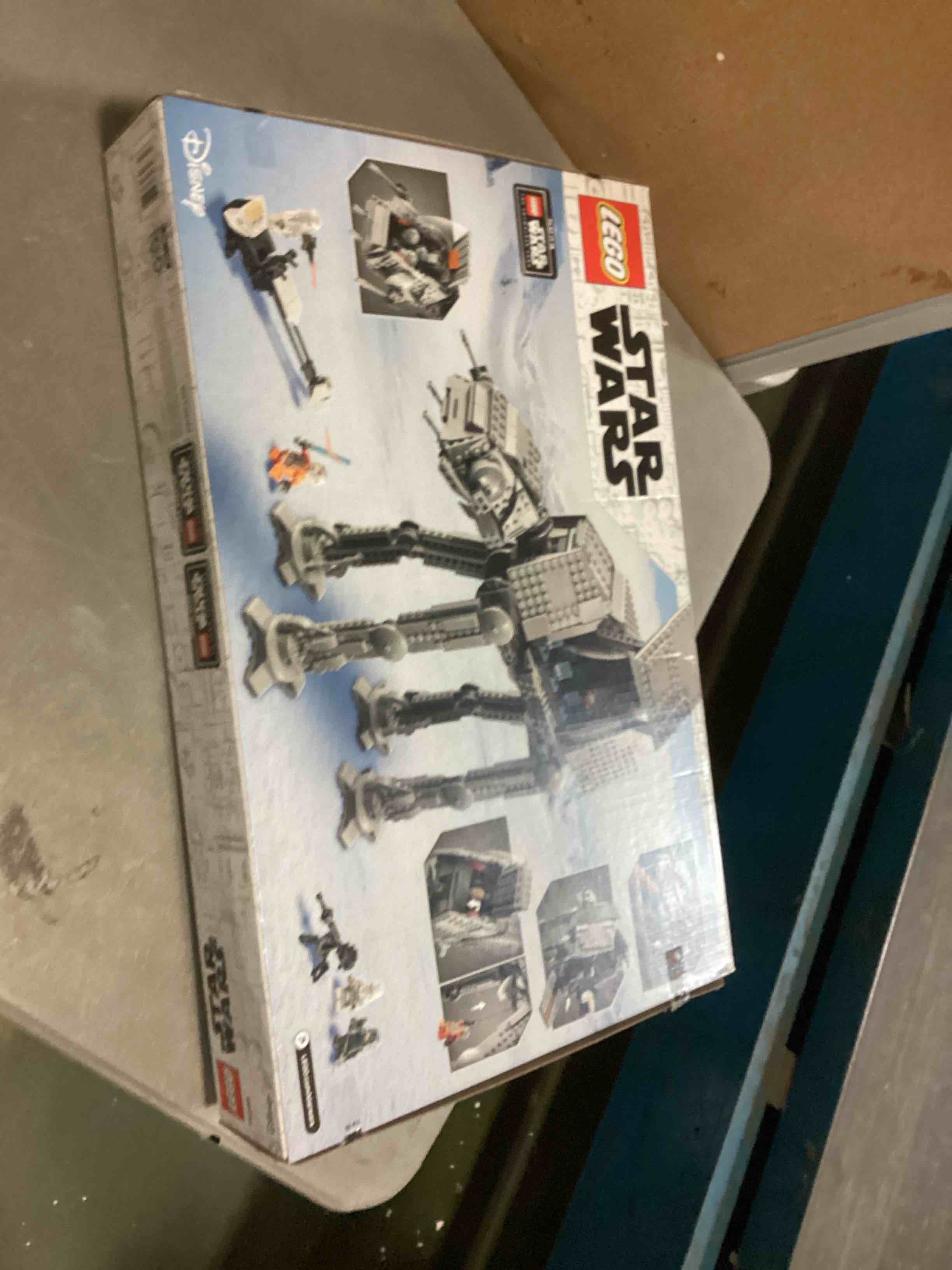 https://s3.amazonaws.com/lotting-images-prod/bidfta/BLU5489188_1700060114320.jpeg