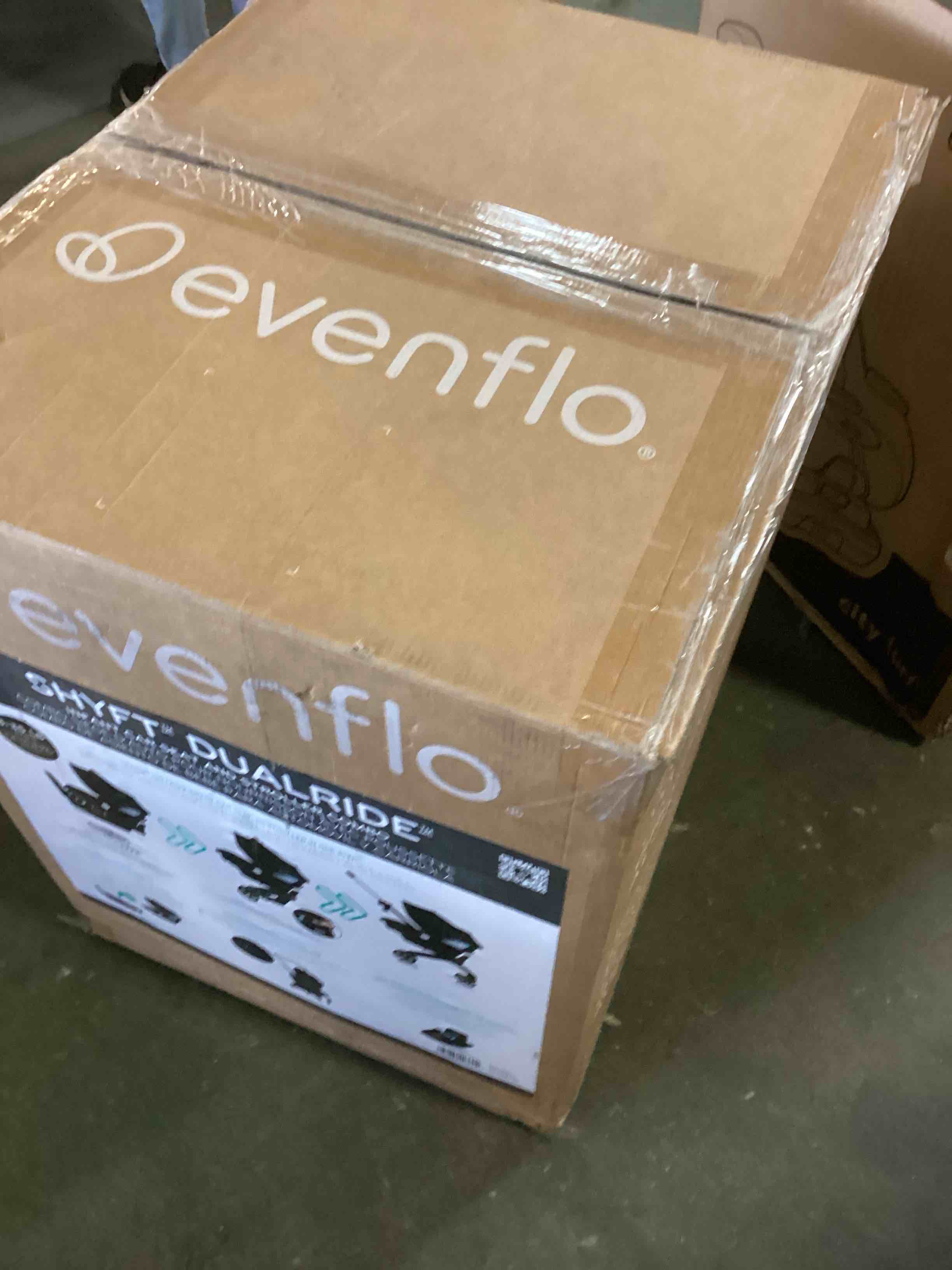 https://s3.amazonaws.com/lotting-images-prod/bidfta/BLU5489475_1700150673685.jpeg