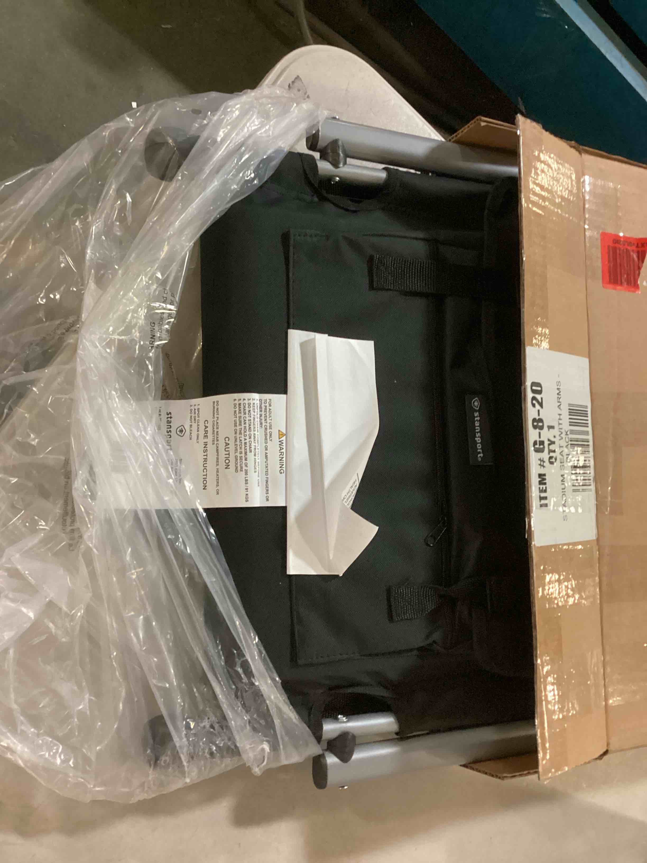 https://s3.amazonaws.com/lotting-images-prod/bidfta/BLU5489850_1700488547169.jpeg