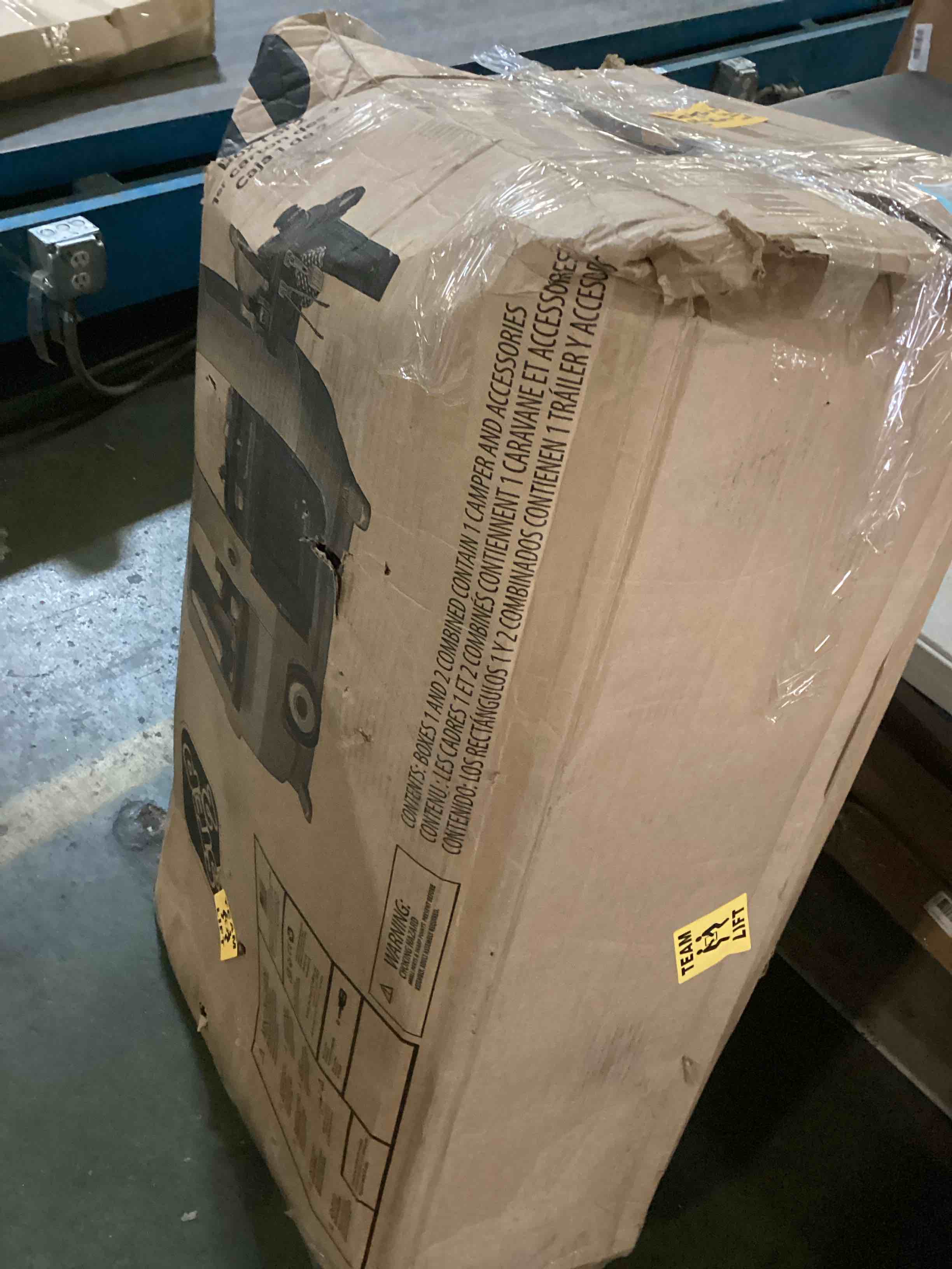 https://s3.amazonaws.com/lotting-images-prod/bidfta/BLU5489961_1700504538379.jpeg