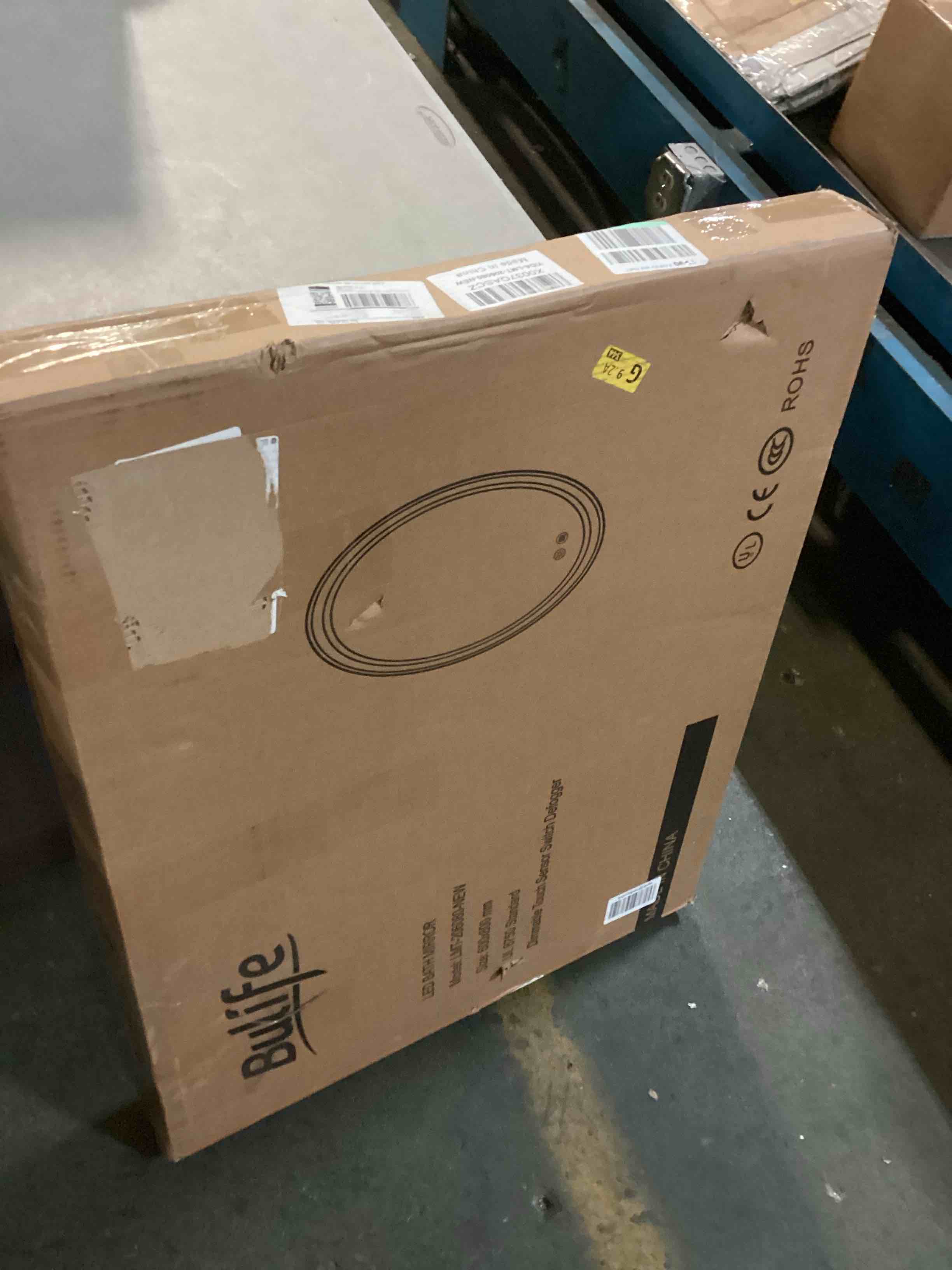 https://s3.amazonaws.com/lotting-images-prod/bidfta/BLU5490060_1700574307404.jpeg
