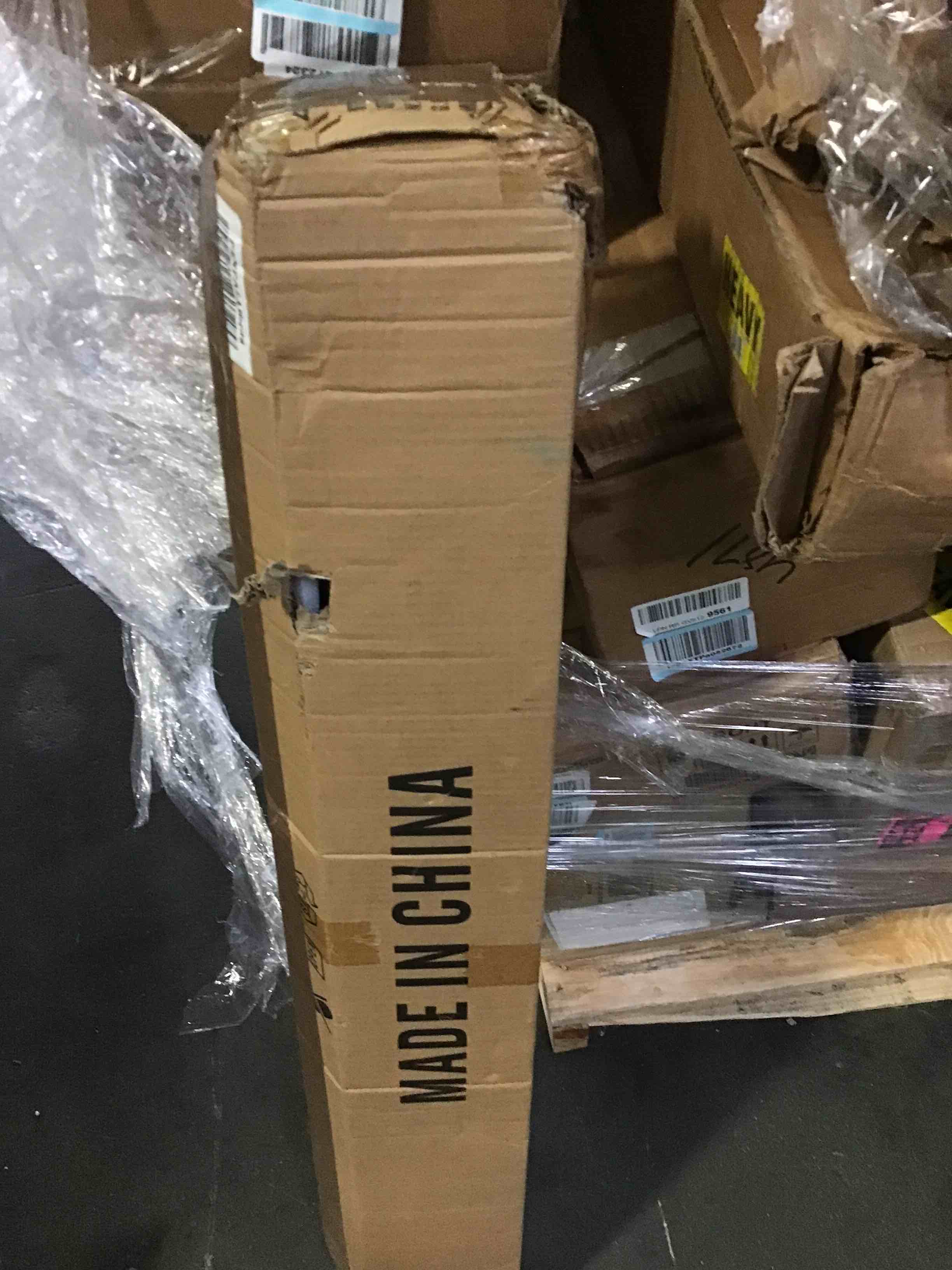 https://s3.amazonaws.com/lotting-images-prod/bidfta/BLU5490579_1700508043861.jpeg