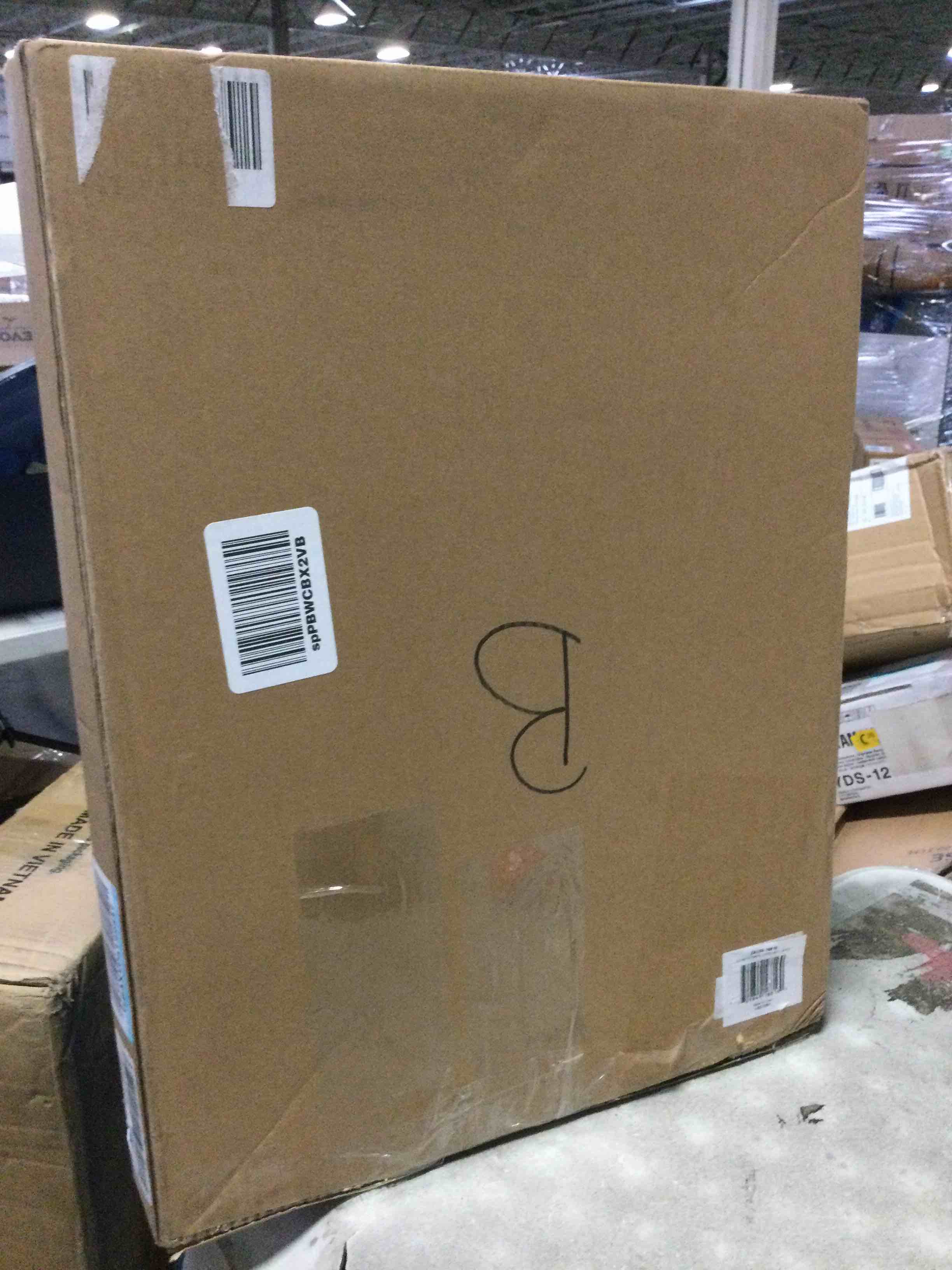 https://s3.amazonaws.com/lotting-images-prod/bidfta/BLU5490648_1700586340039.jpeg