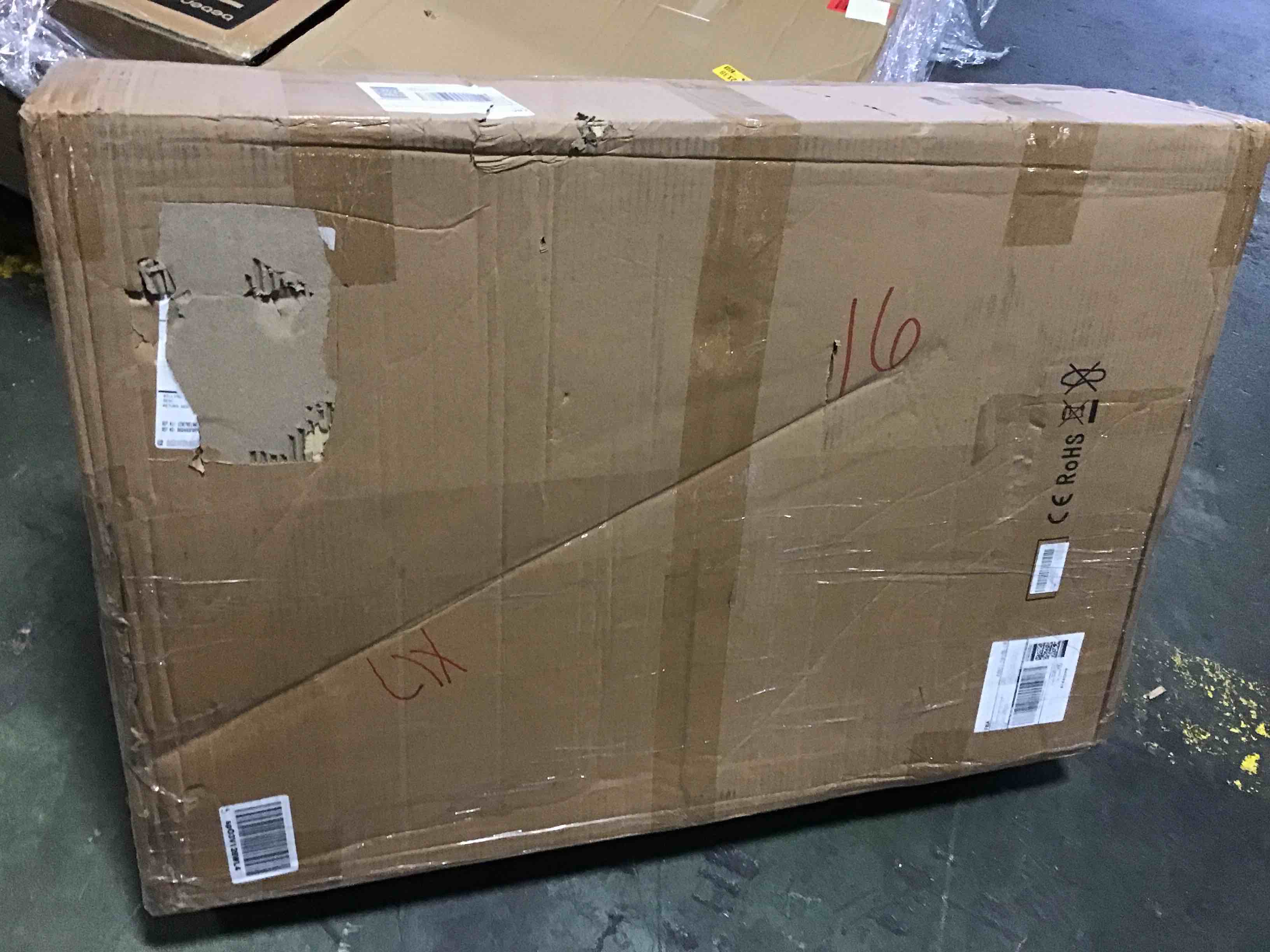 https://s3.amazonaws.com/lotting-images-prod/bidfta/BLU5490758_1700664624886.jpeg