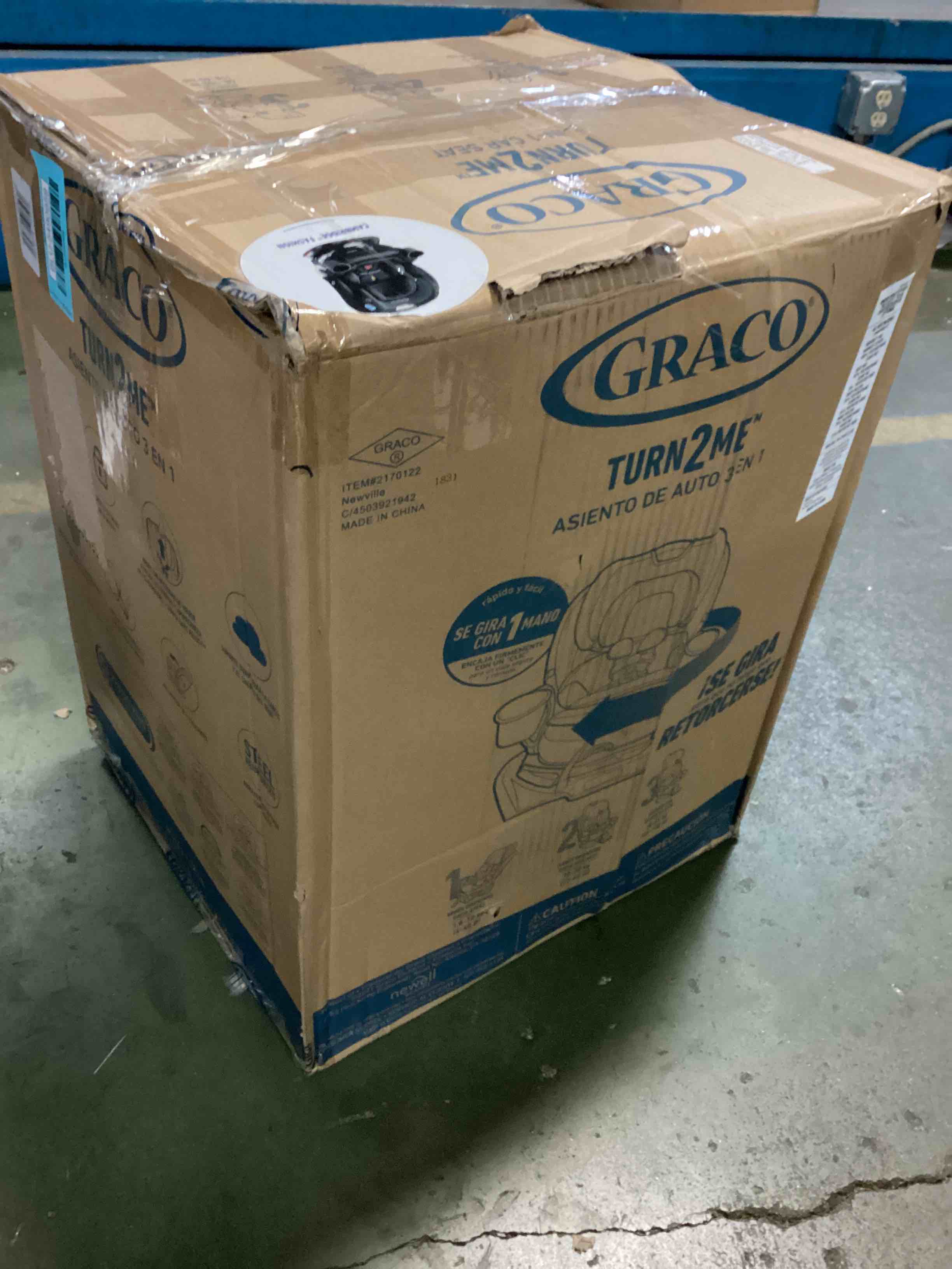 https://s3.amazonaws.com/lotting-images-prod/bidfta/BLU5490959_1700859185809.jpeg