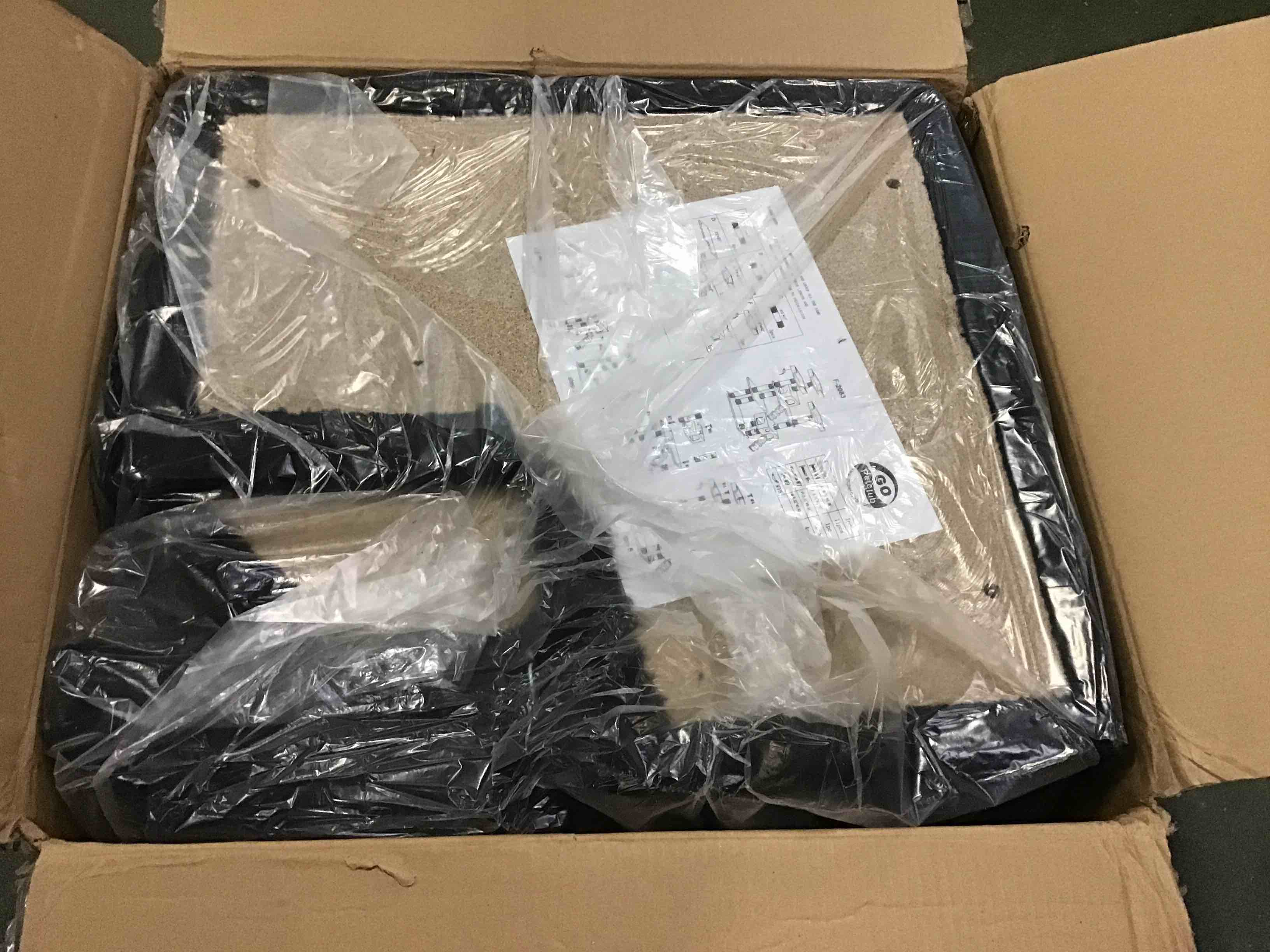 https://s3.amazonaws.com/lotting-images-prod/bidfta/BLU5491662_1701699069267.jpeg