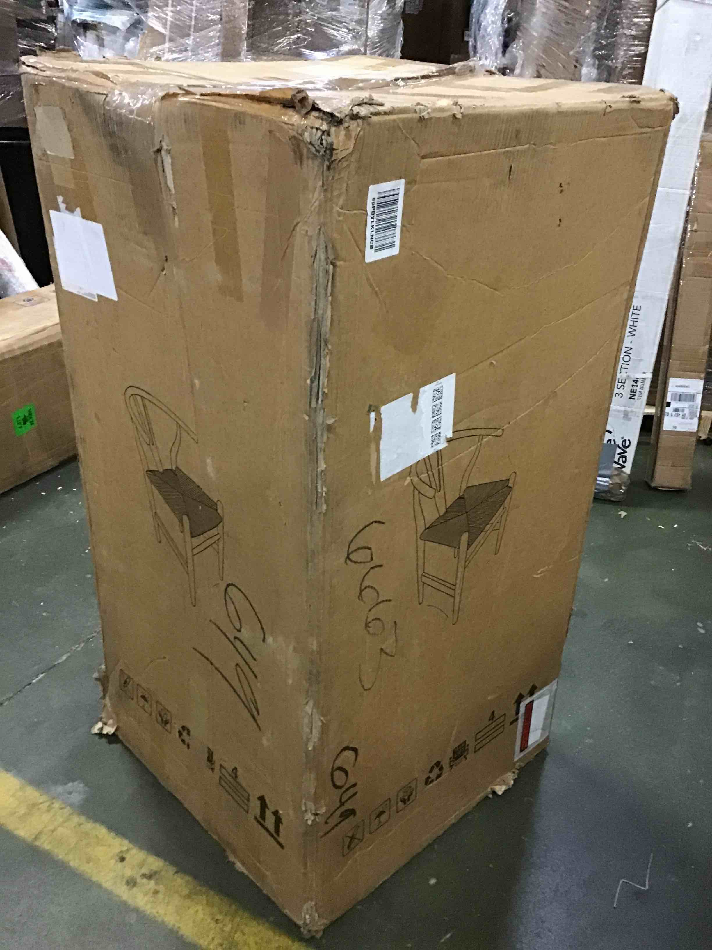 https://s3.amazonaws.com/lotting-images-prod/bidfta/BLU5491716_1701714370871.jpeg