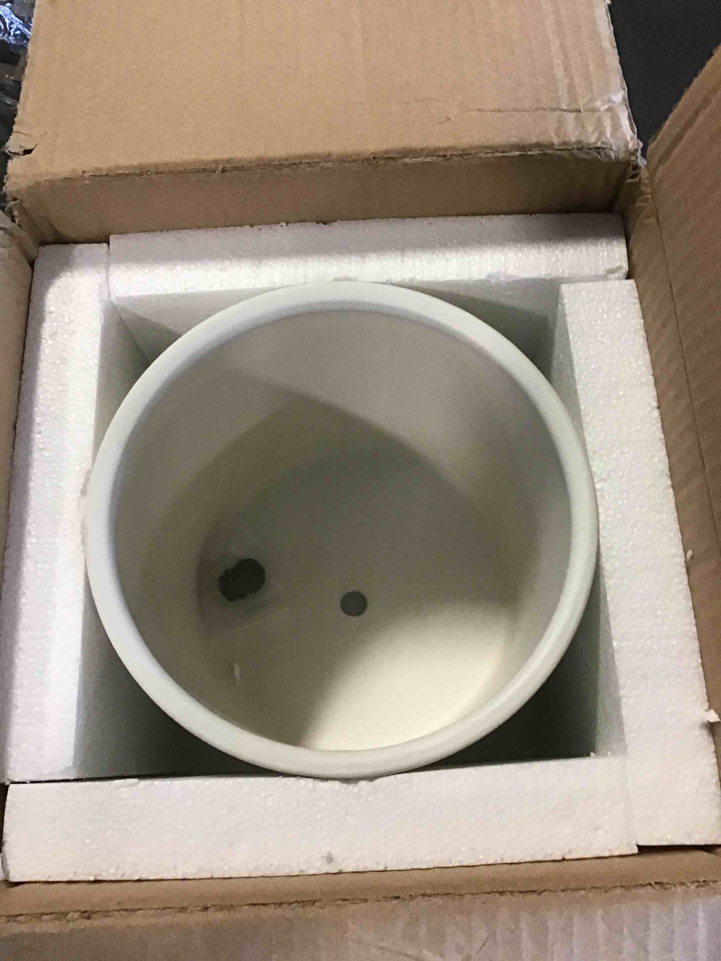 https://s3.amazonaws.com/lotting-images-prod/bidfta/BLU5494136_1703082739295.jpeg