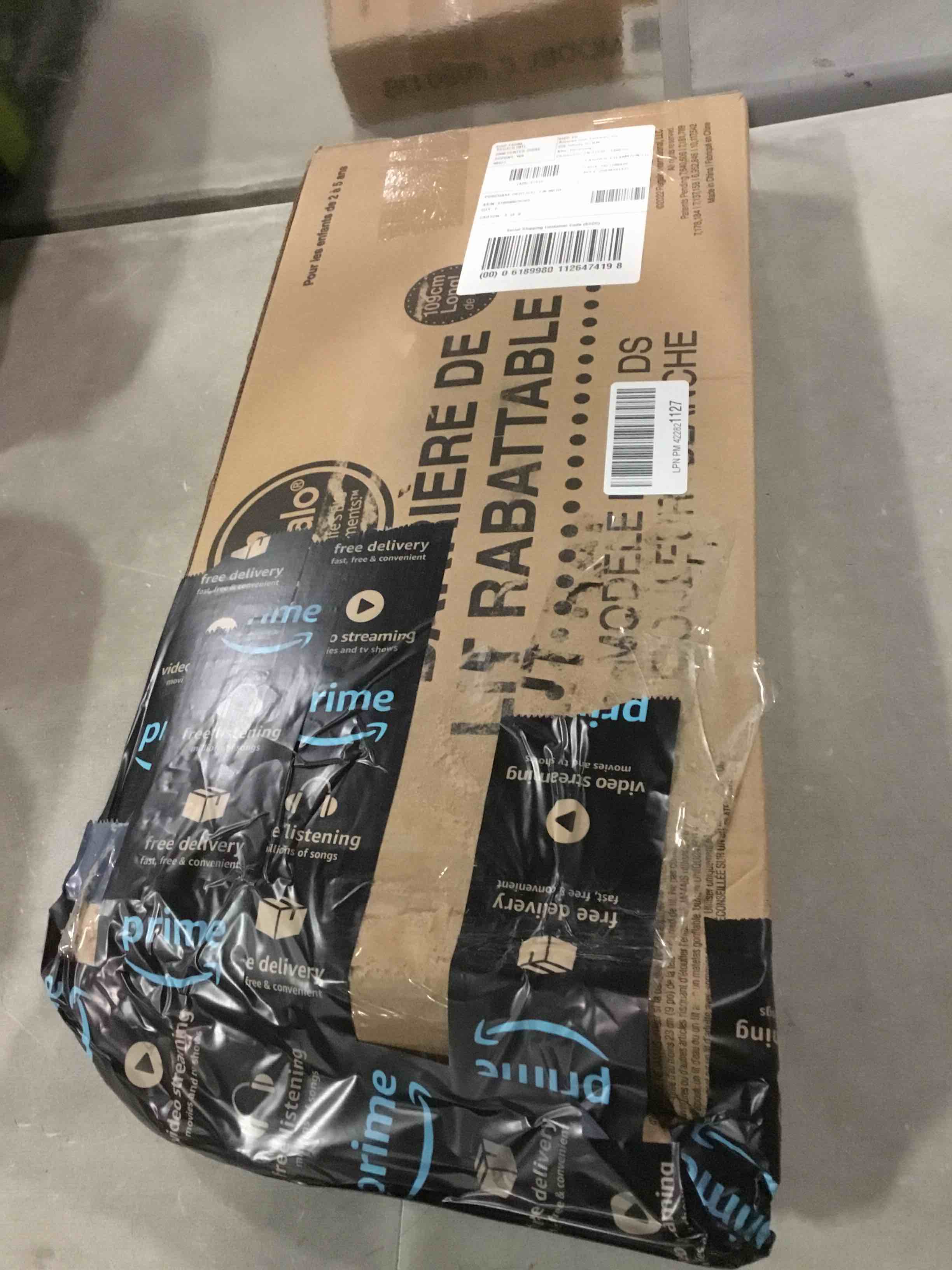 https://s3.amazonaws.com/lotting-images-prod/bidfta/BLU5495520_1697801982351.jpeg