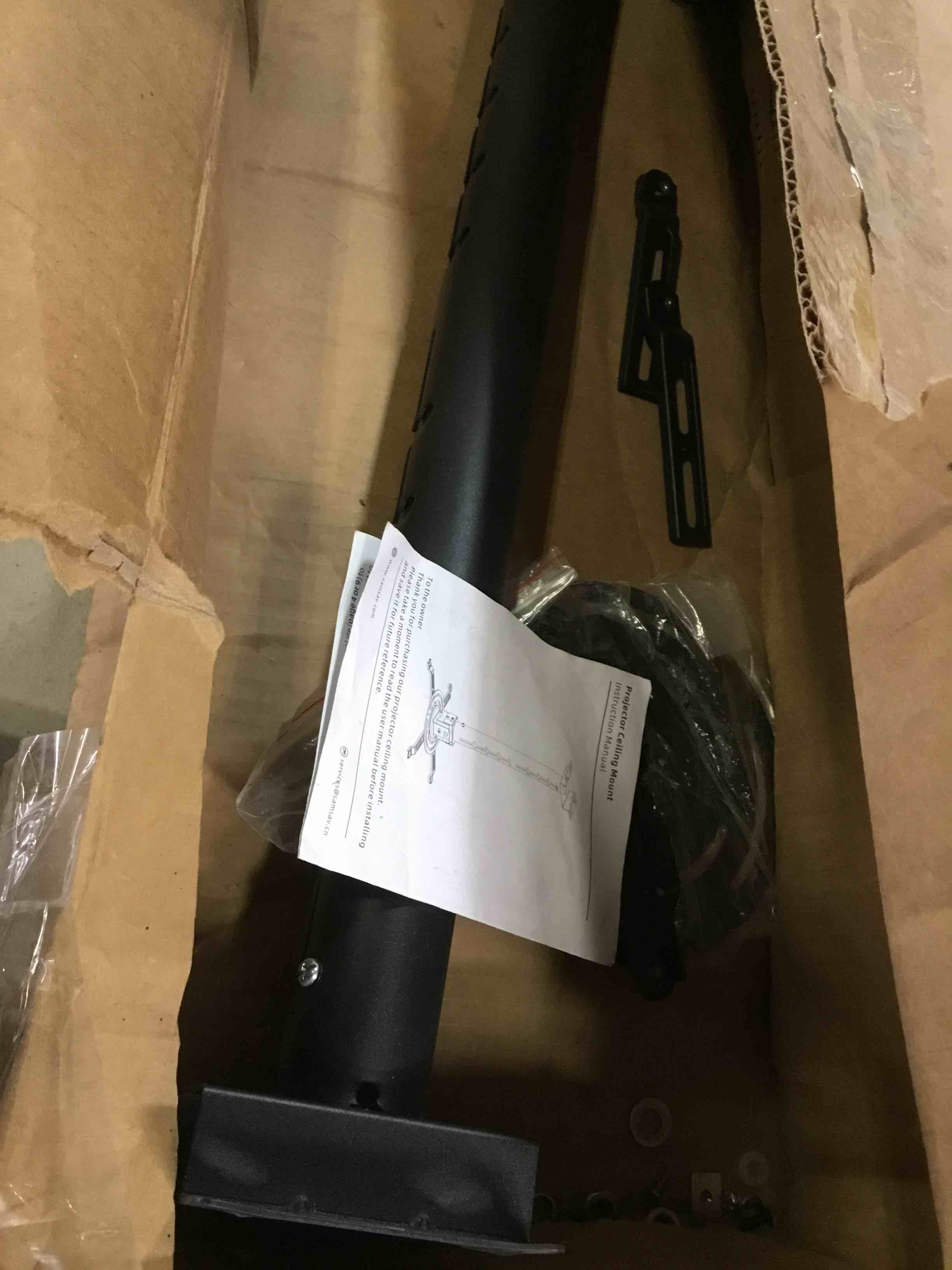 https://s3.amazonaws.com/lotting-images-prod/bidfta/BLU5496064_1698341546258.jpeg