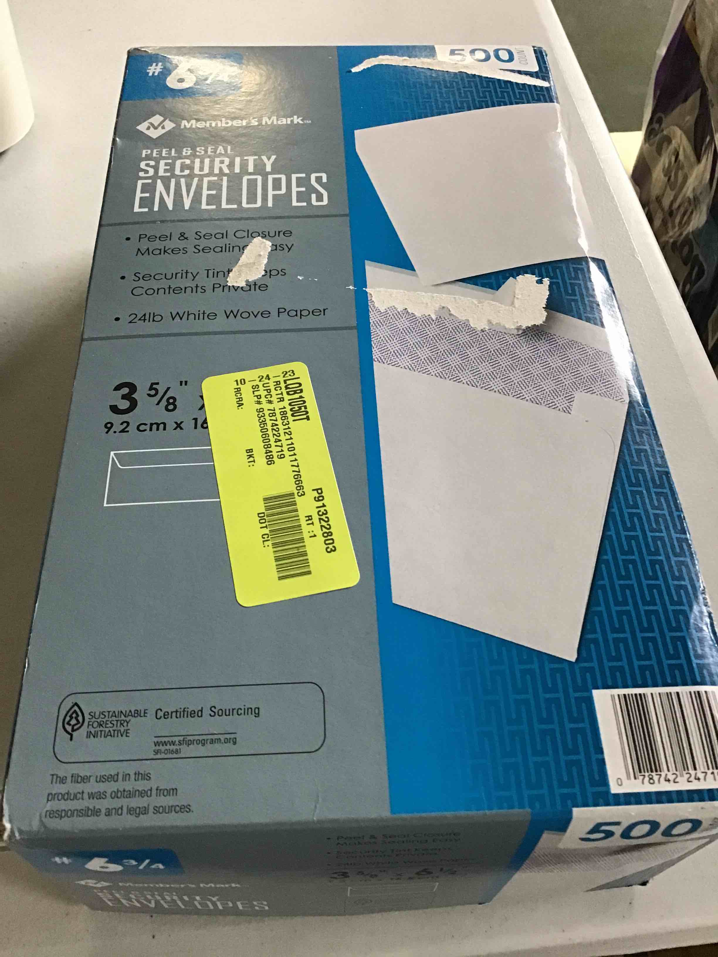 https://s3.amazonaws.com/lotting-images-prod/bidfta/BLU5496848_1698684428924.jpeg