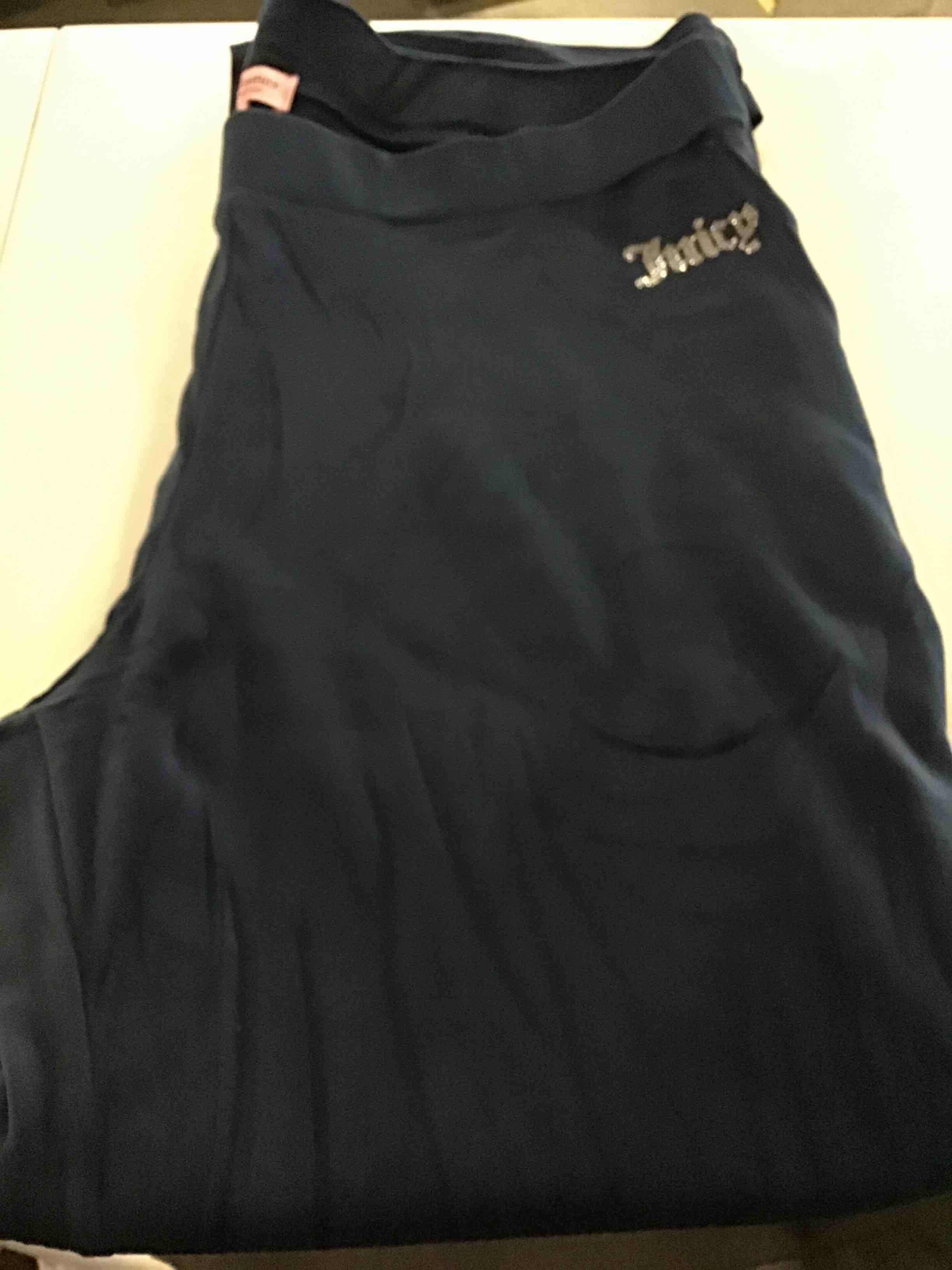 https://s3.amazonaws.com/lotting-images-prod/bidfta/BLU5497181_1698869721373.jpeg
