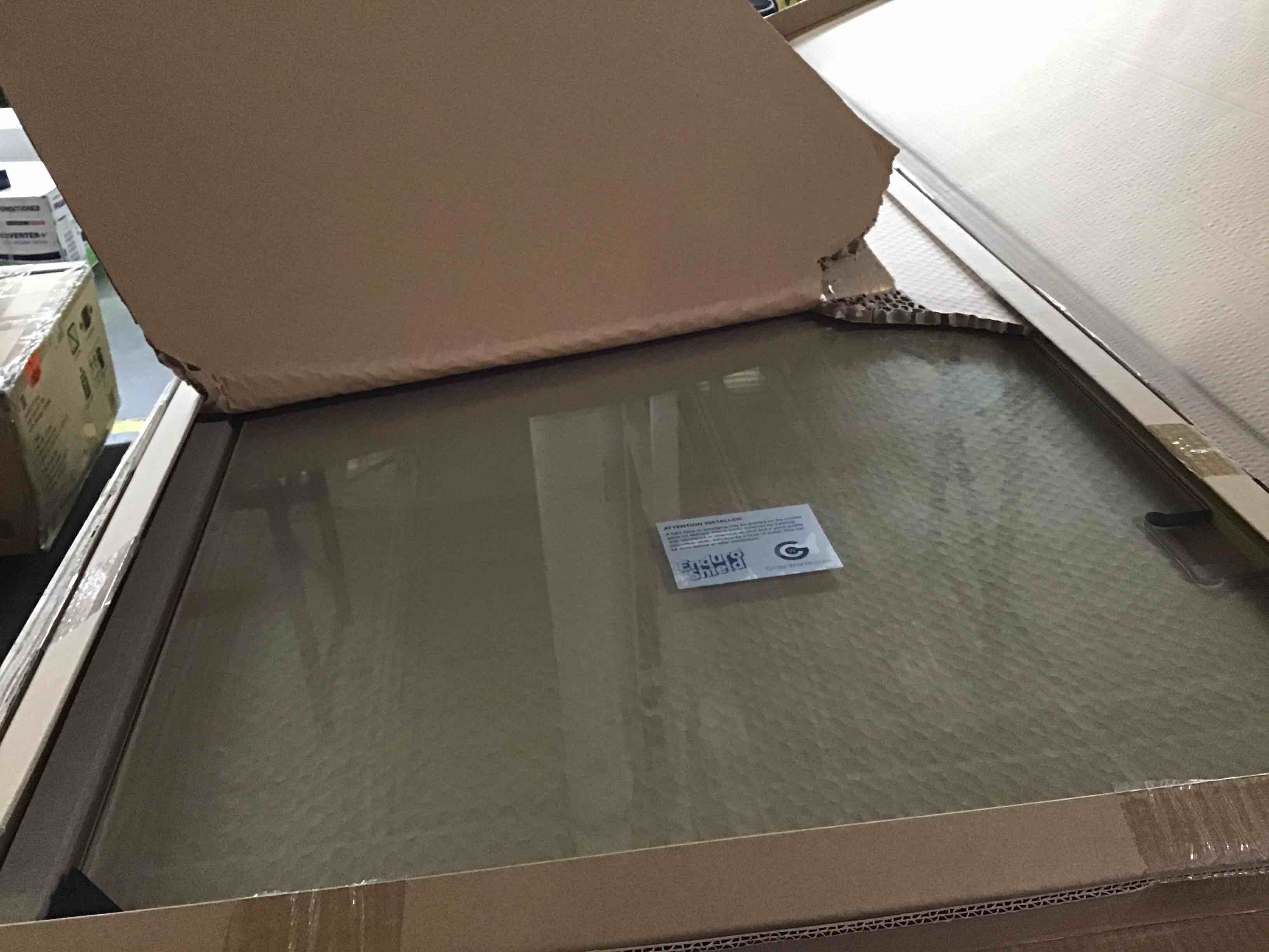 https://s3.amazonaws.com/lotting-images-prod/bidfta/BLU5497209_1698935364388.jpeg