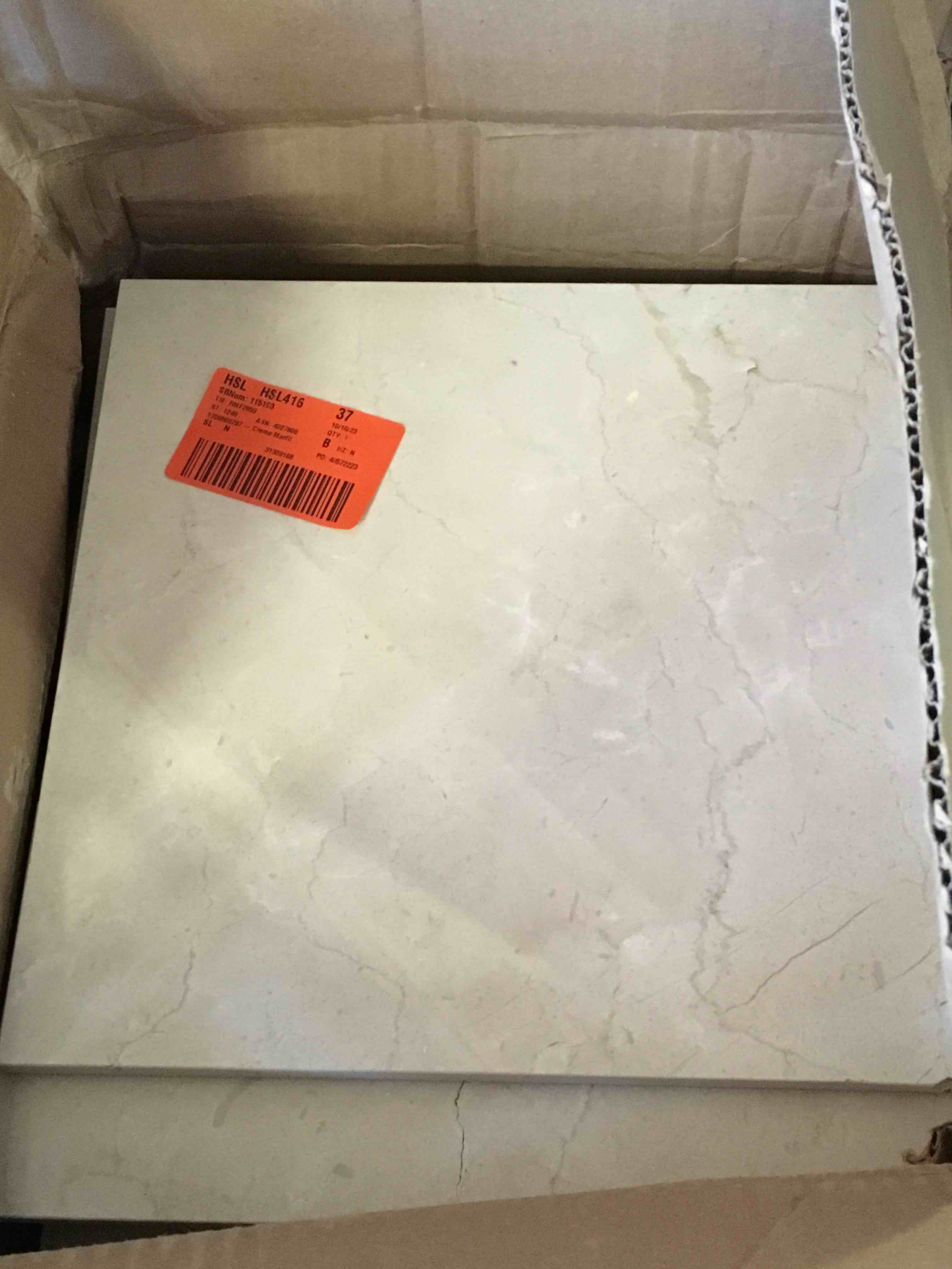 https://s3.amazonaws.com/lotting-images-prod/bidfta/BLU5498714_1698066125724.jpeg