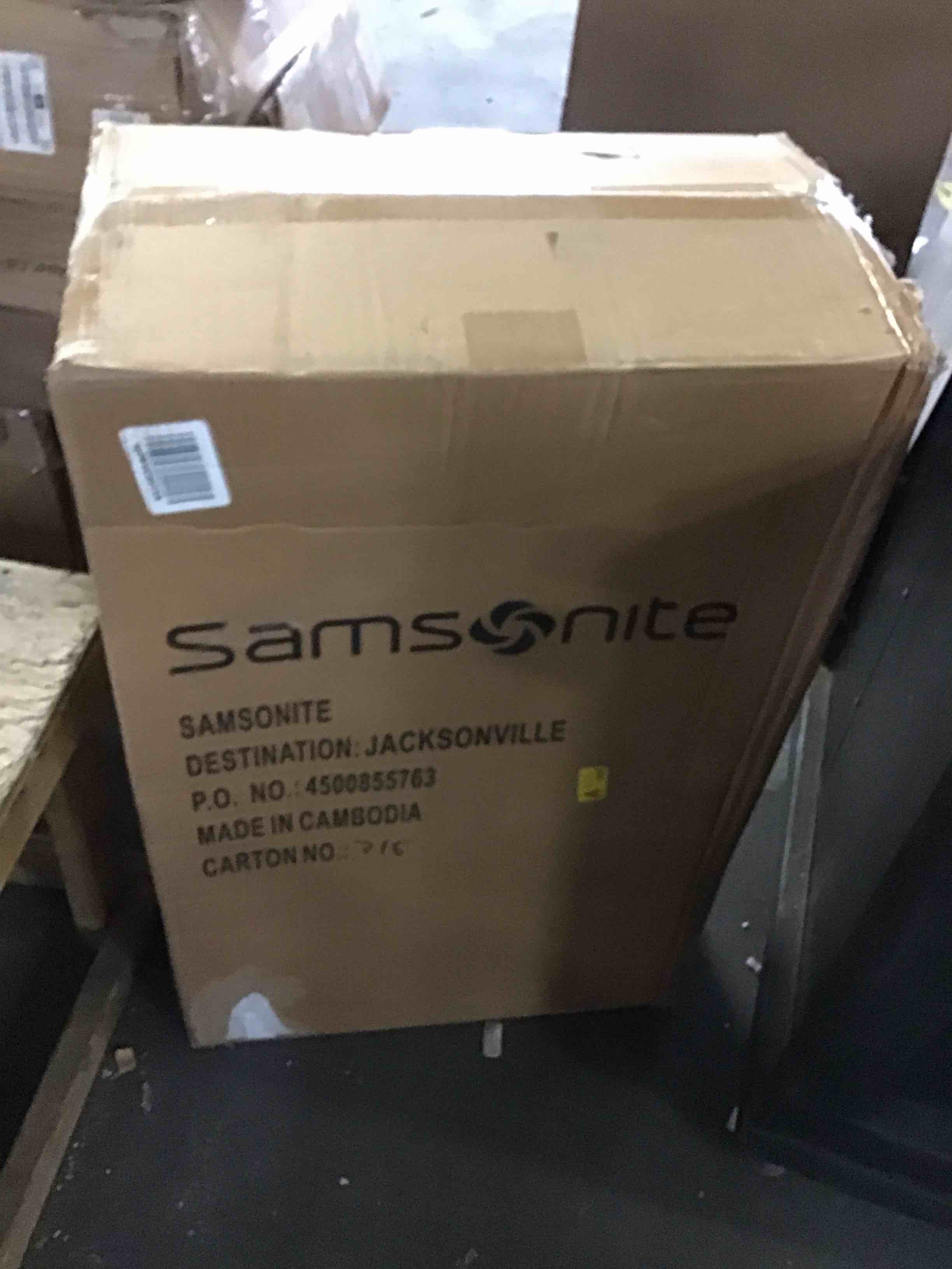 https://s3.amazonaws.com/lotting-images-prod/bidfta/BLU5499472_1697484397062.jpeg