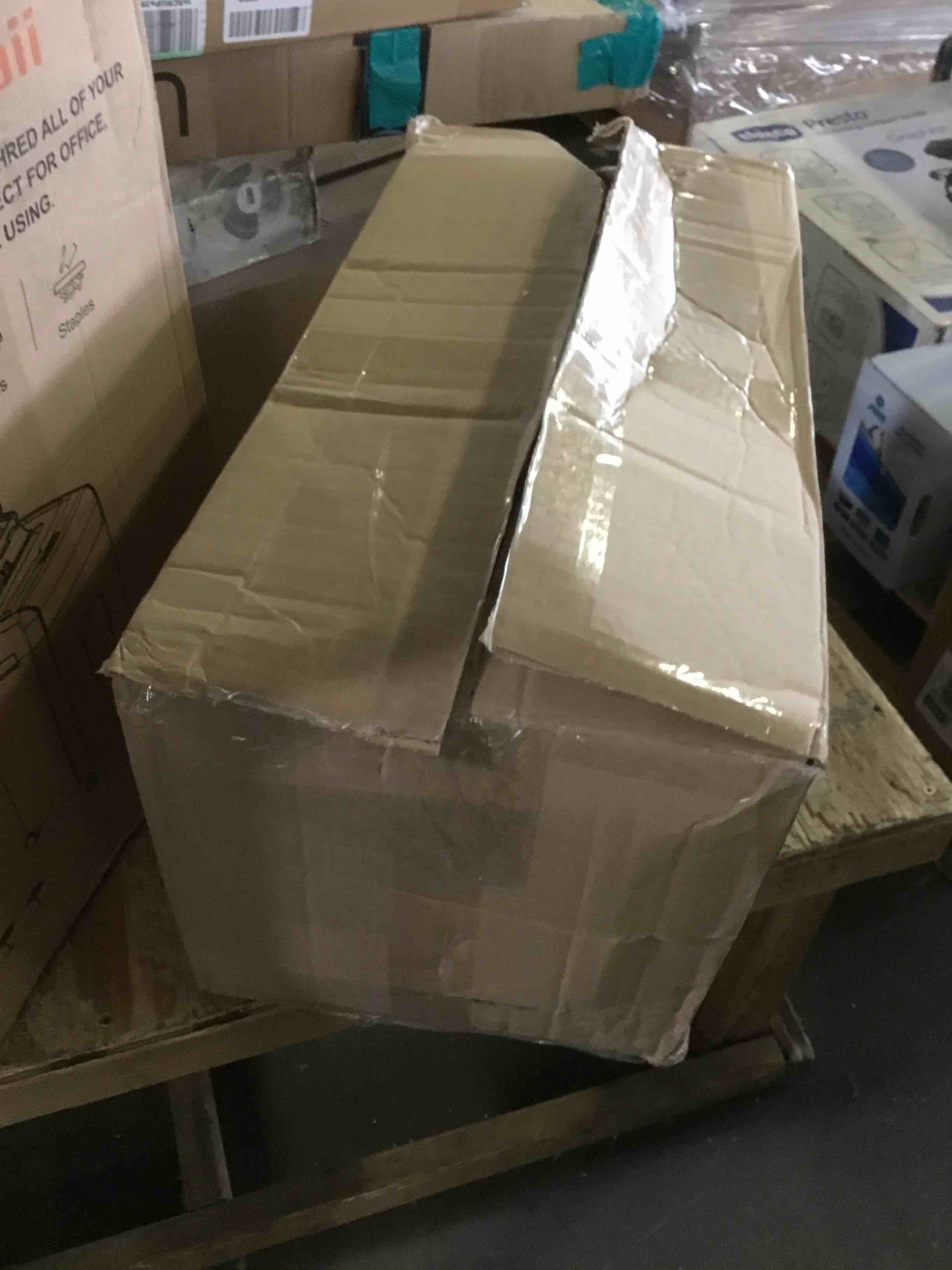 https://s3.amazonaws.com/lotting-images-prod/bidfta/BLU5499839_1697646088147.jpeg