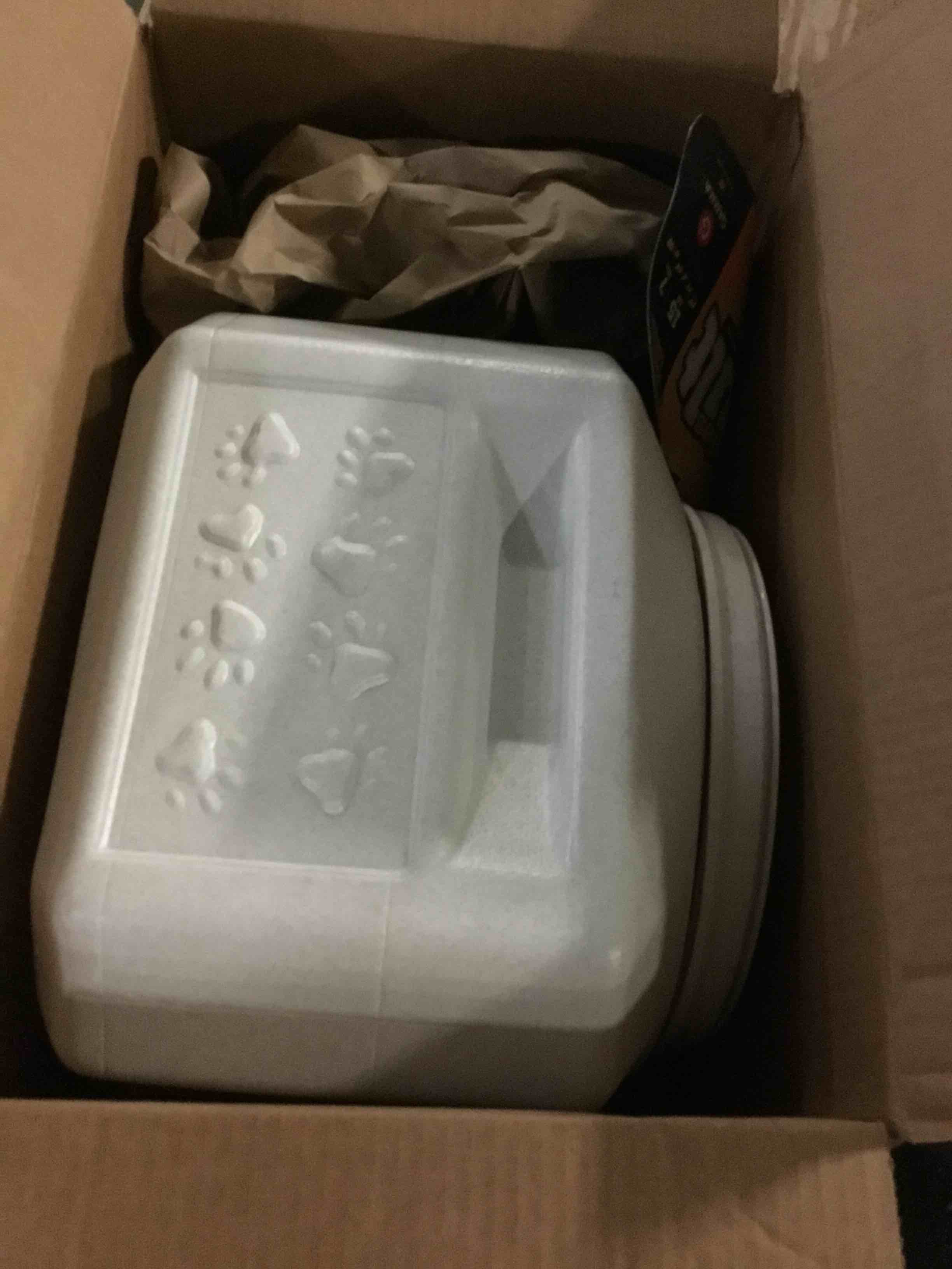 https://s3.amazonaws.com/lotting-images-prod/bidfta/BLU5499969_1697809458428.jpeg
