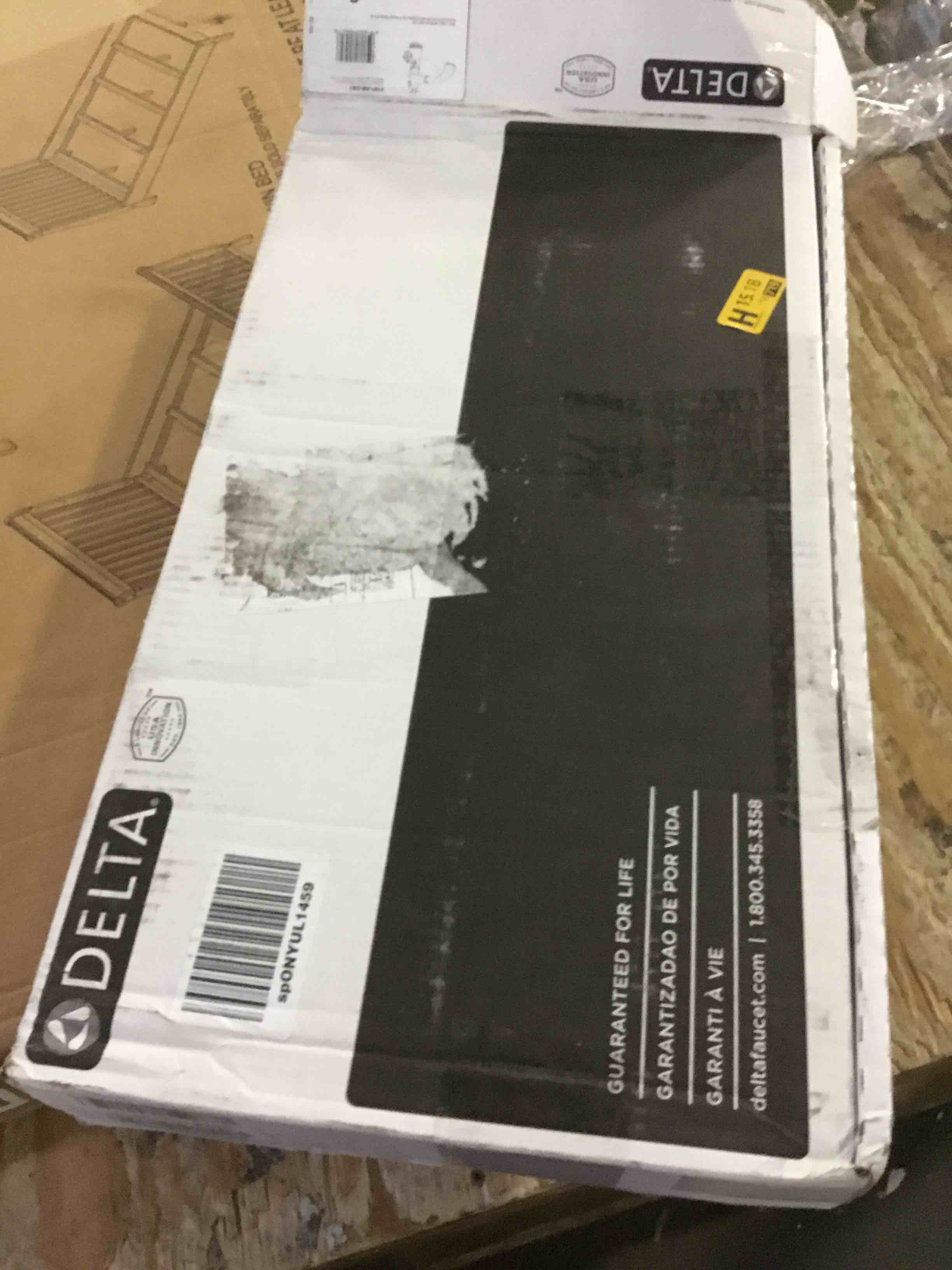 https://s3.amazonaws.com/lotting-images-prod/bidfta/BLU5500012_1697820447499.jpeg