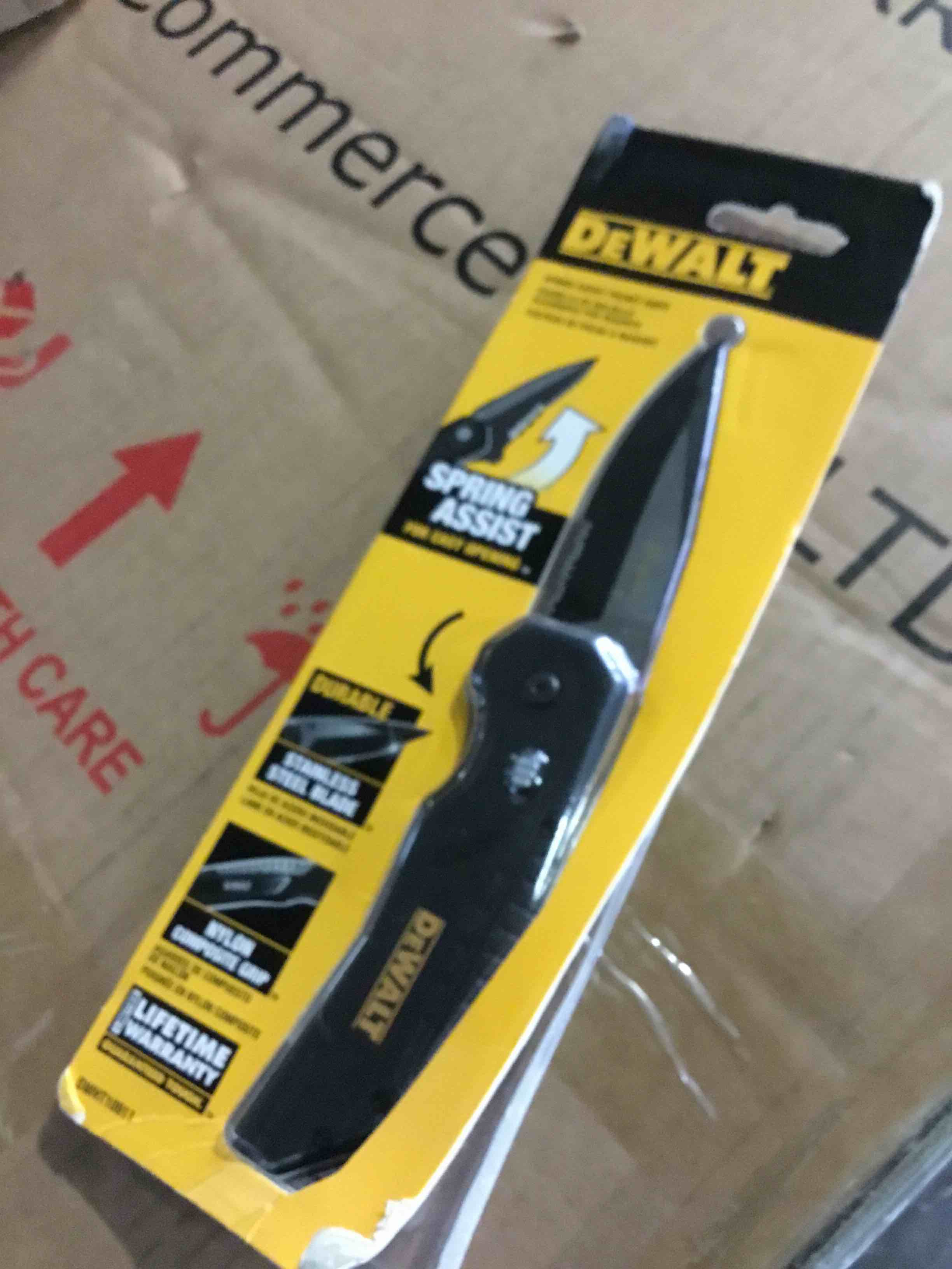 https://s3.amazonaws.com/lotting-images-prod/bidfta/BLU5500784_1698688783970.jpeg