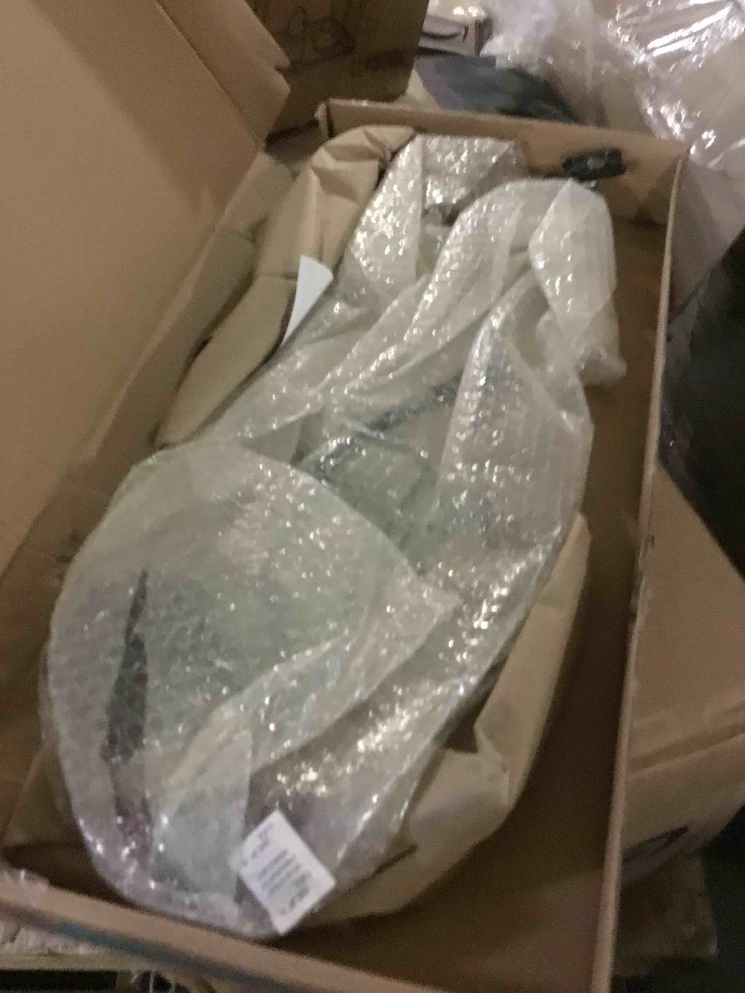 https://s3.amazonaws.com/lotting-images-prod/bidfta/BLU5500810_1698693440966.jpeg
