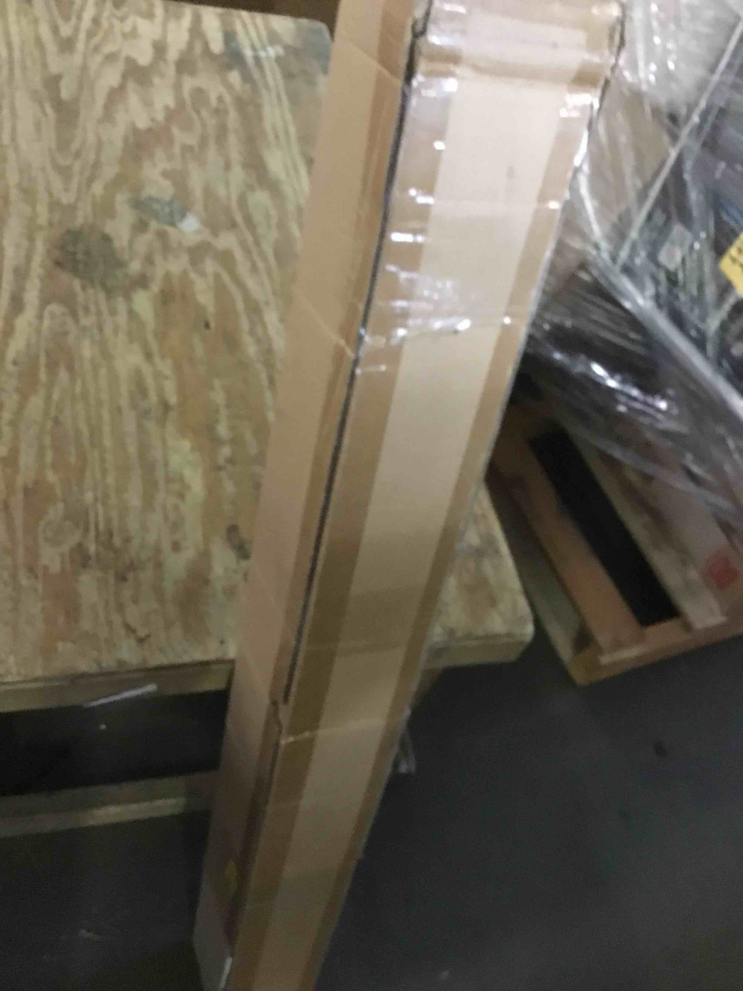 https://s3.amazonaws.com/lotting-images-prod/bidfta/BLU5500900_1698760544441.jpeg