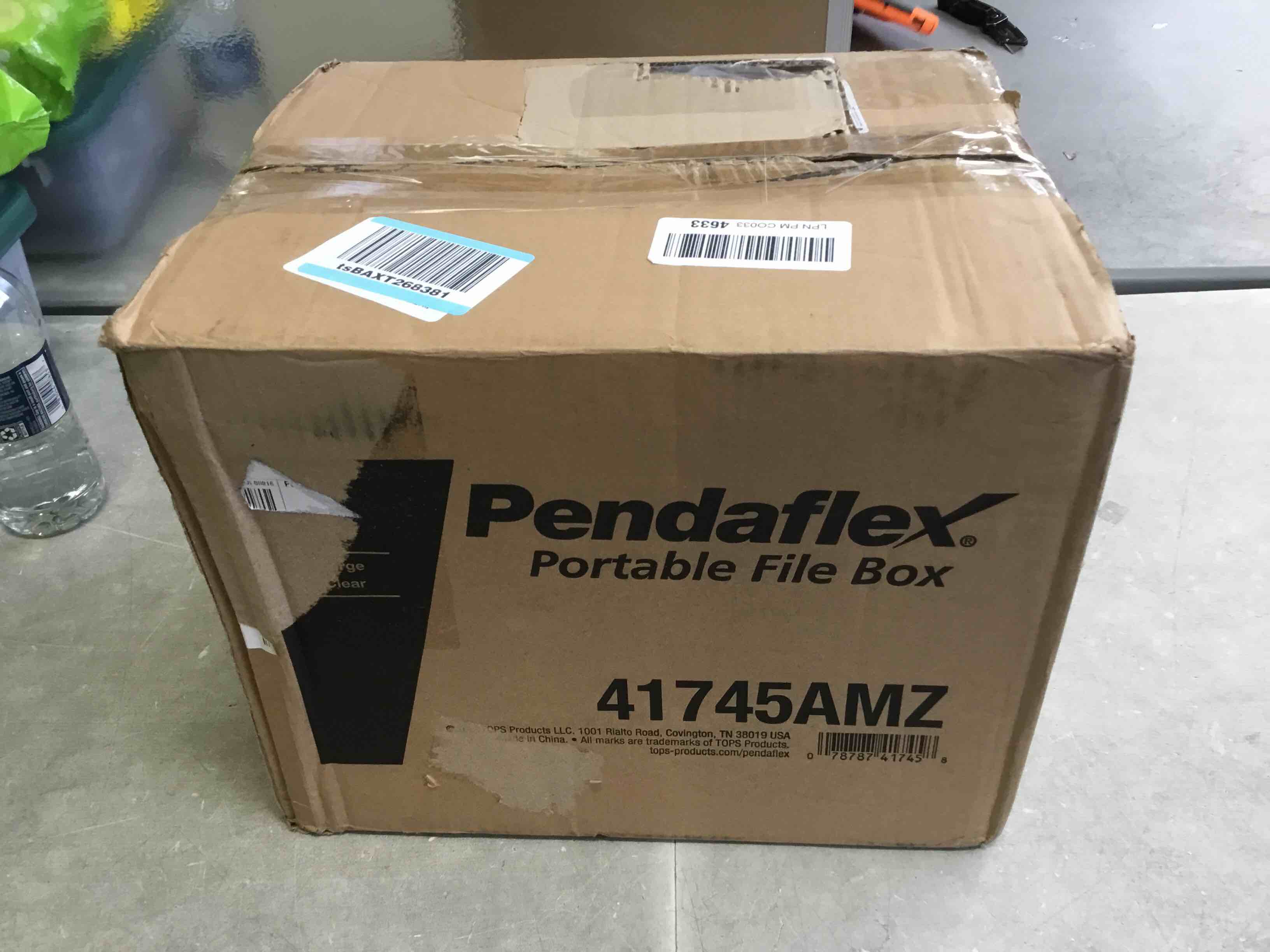 https://s3.amazonaws.com/lotting-images-prod/bidfta/BLU5501962_1697651633718.jpeg