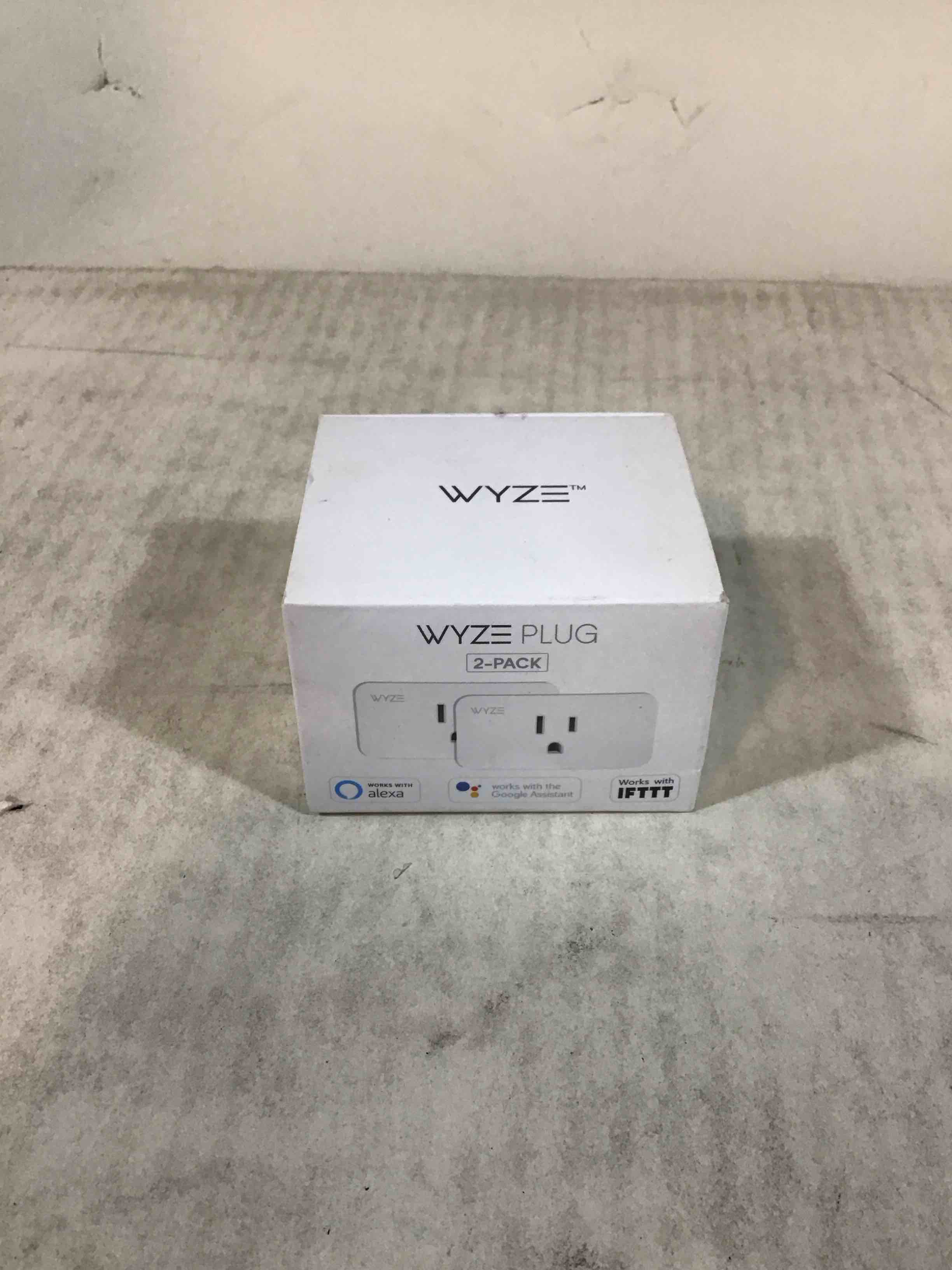 Condition photo showing Good Condition for Wyze - Smart Plug Indoor (2-Pack) - White