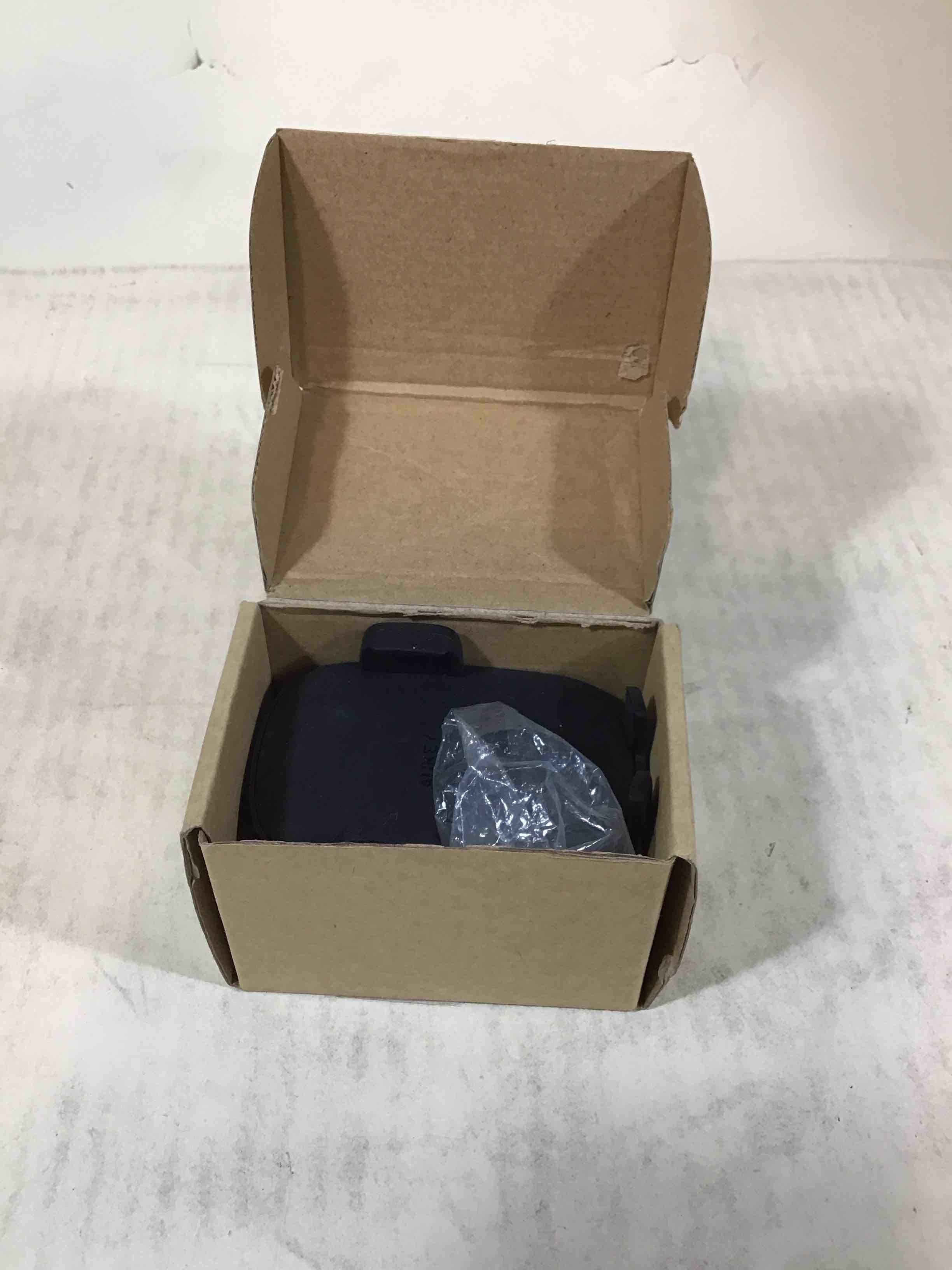 Condition photo showing Good Condition for Aukey Car Phone Mount